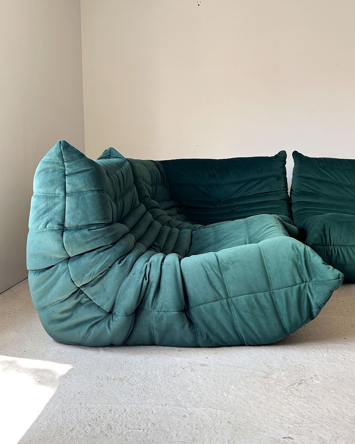 Ligne-Roset-Togo-Suite-Deep-Green-Velvet.jpg