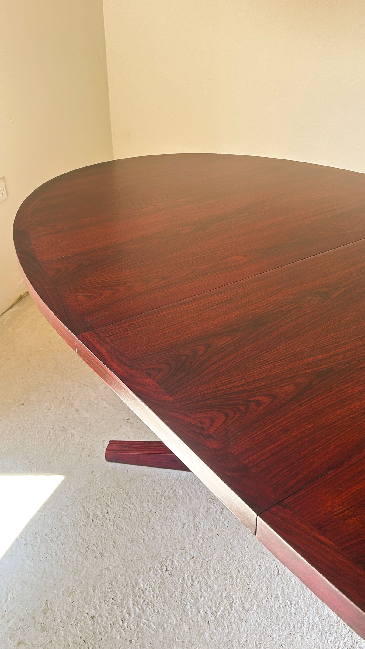 John-Mortensen-Rosewood-Dining-Table-6.jpg