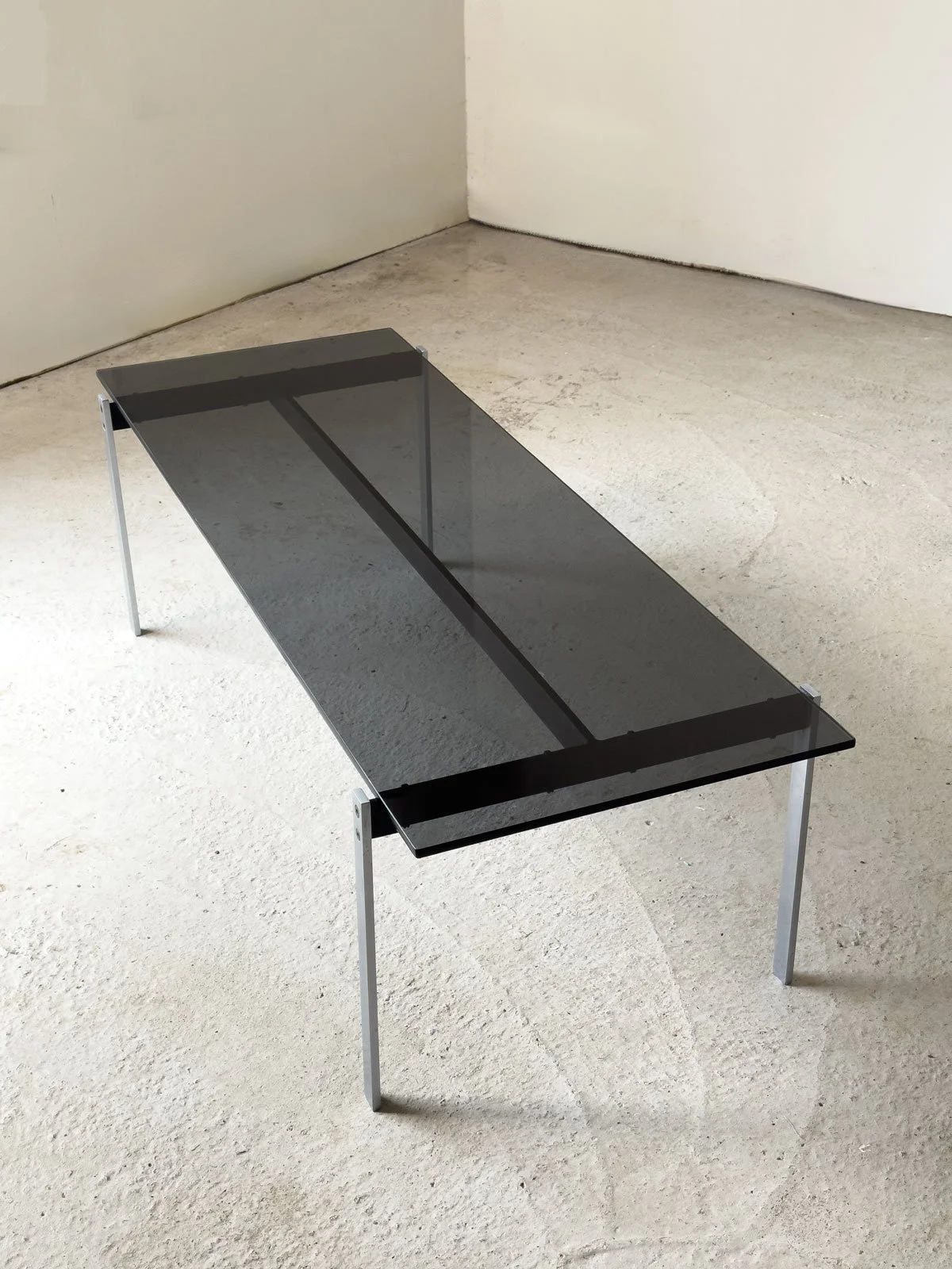 Robin Day Alpha Coffee Table, 1959 – Original Smoked Glass, Hille First Production - Department