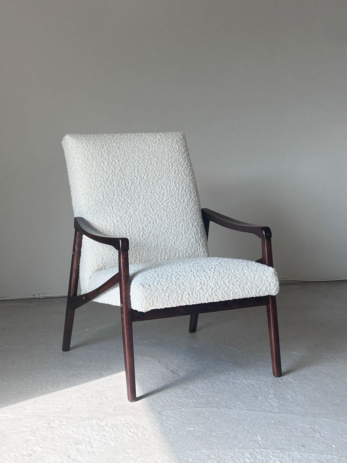 Pair of 1960s Armchairs by Jiří Jiroutek for Interier Praha – Restored Czech Modernist Design - Department