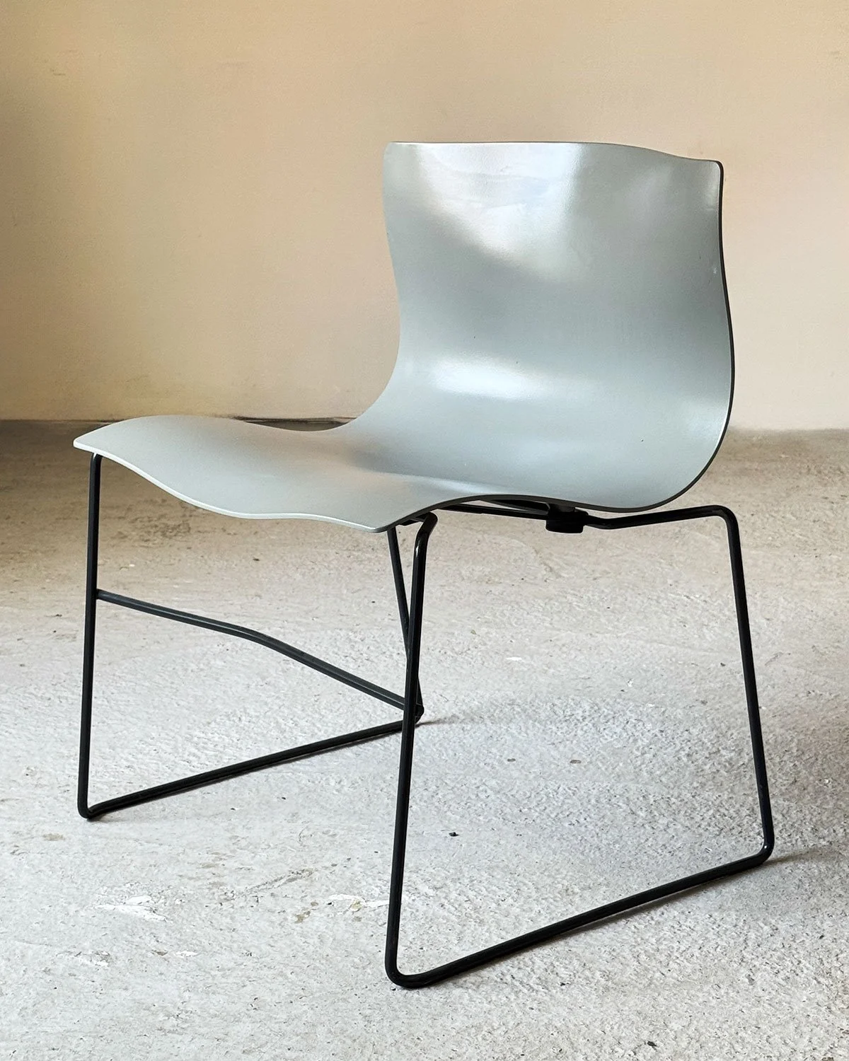 Knoll Handkerchief chair