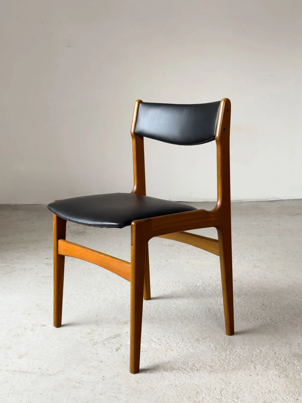 Set of Four Teak Dining Chairs by Erik Buch for Oddense Maskinsnedkeri, Denmark, 1960s - Department