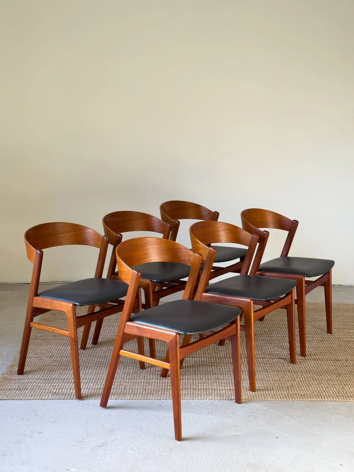 Erik-Kirkegaard-for-Hong-Stole-6-teak-dining-chairs-19.jpg