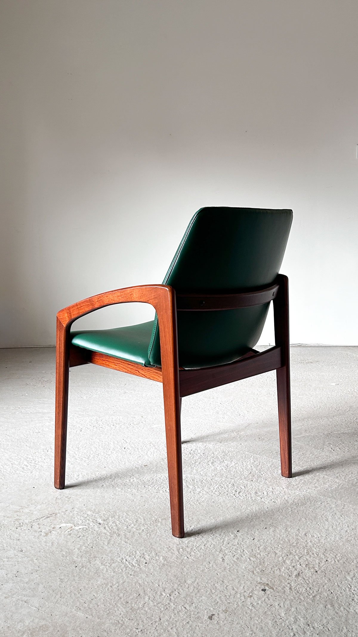 Set of 6 Rosewood Model 23 Dining Chairs by Henning Kjaernulf for Korup, Denmark - Department