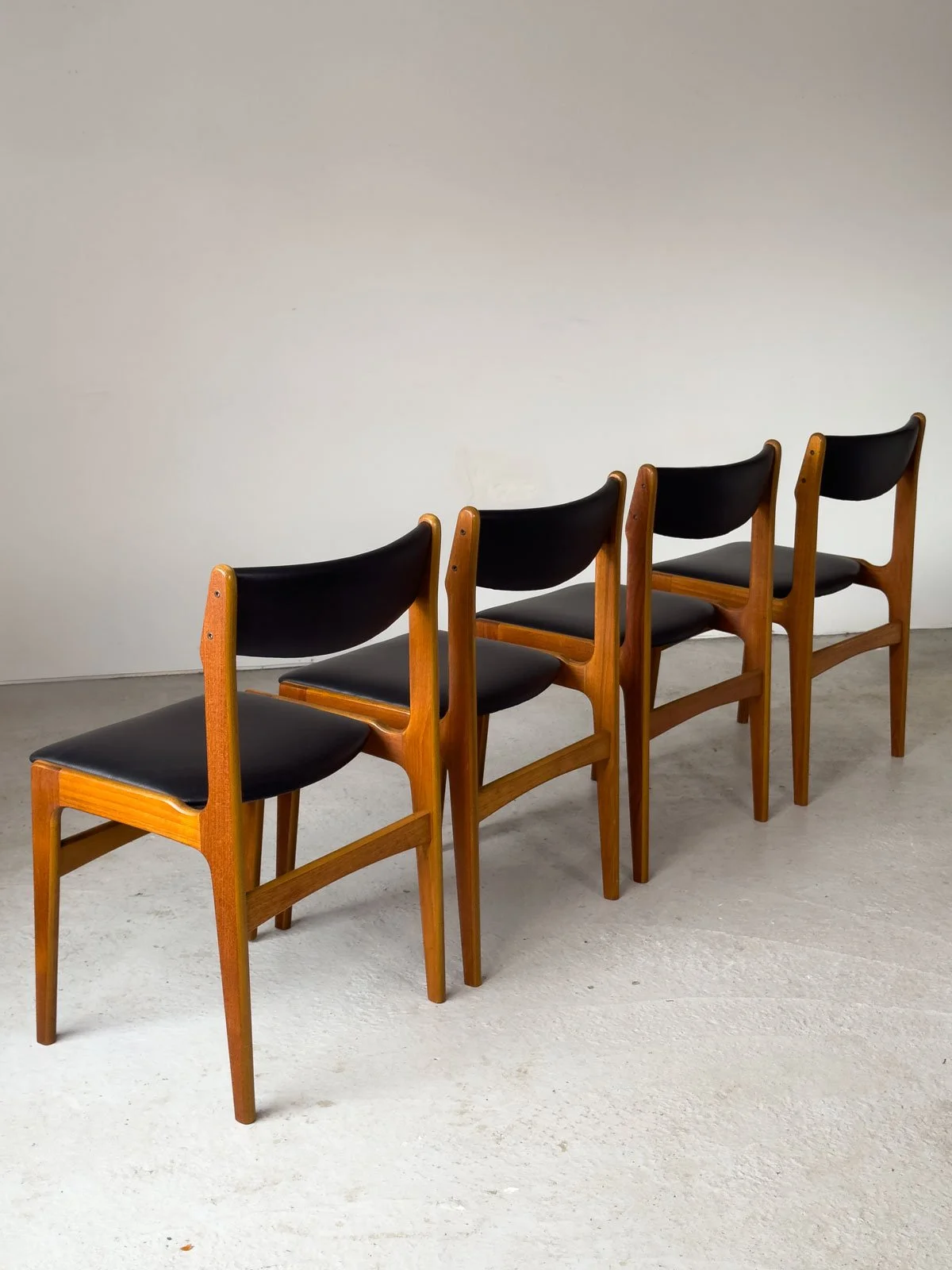 Set of Four Teak Dining Chairs by Erik Buch for Oddense Maskinsnedkeri, Denmark, 1960s - Department