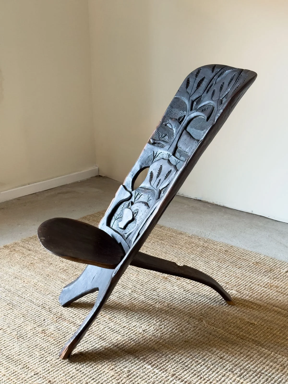 20th-Century-carved-hard-wood-African-Palaver-Chair-7.jpg