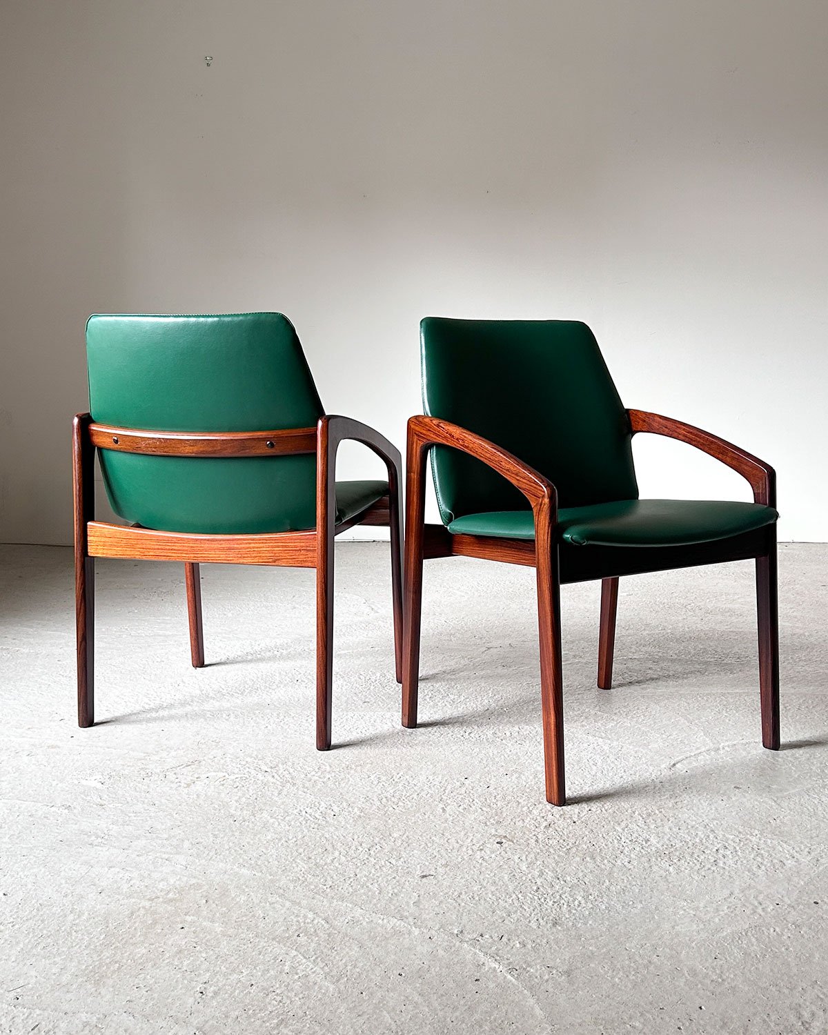 Set of 6 Rosewood Model 23 Dining Chairs by Henning Kjaernulf for Korup, Denmark - Department