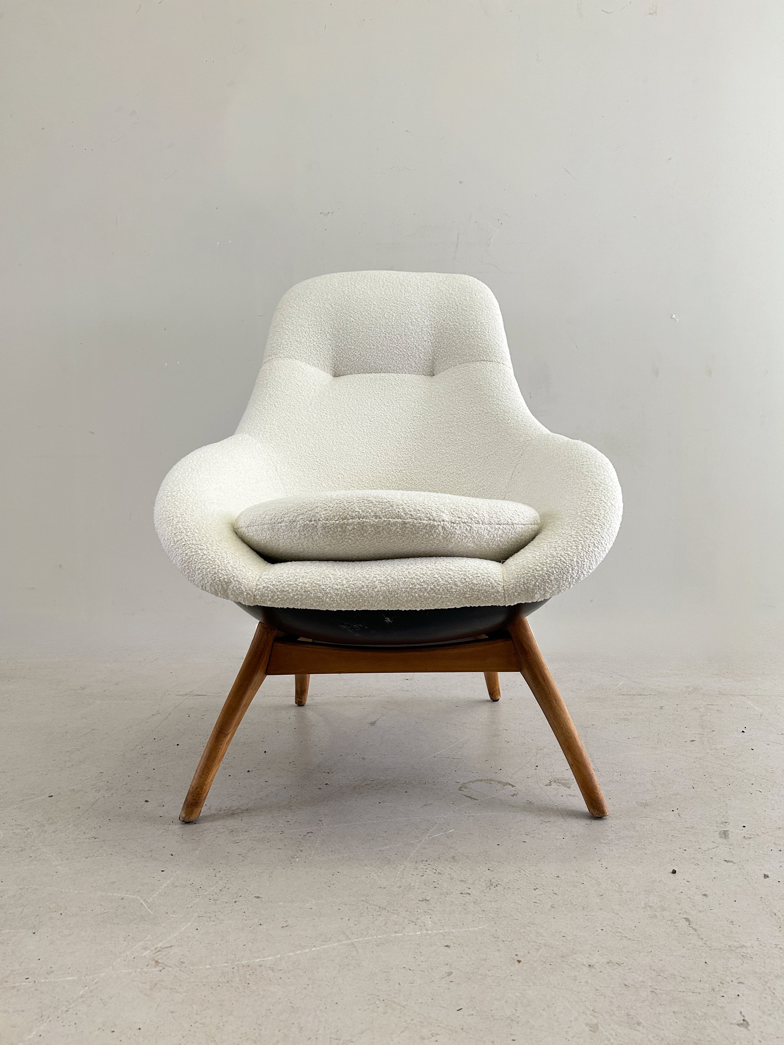 Lurashell Lounge Chair, 1960 - Department