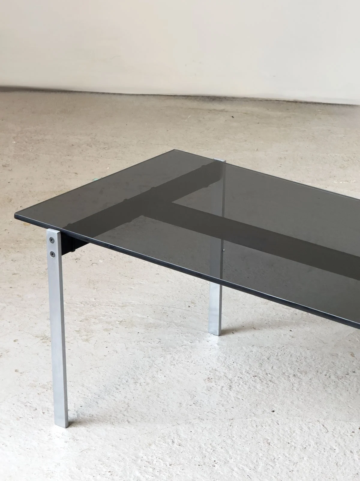 Robin Day Alpha Coffee Table, 1959 – Original Smoked Glass, Hille First Production - Department