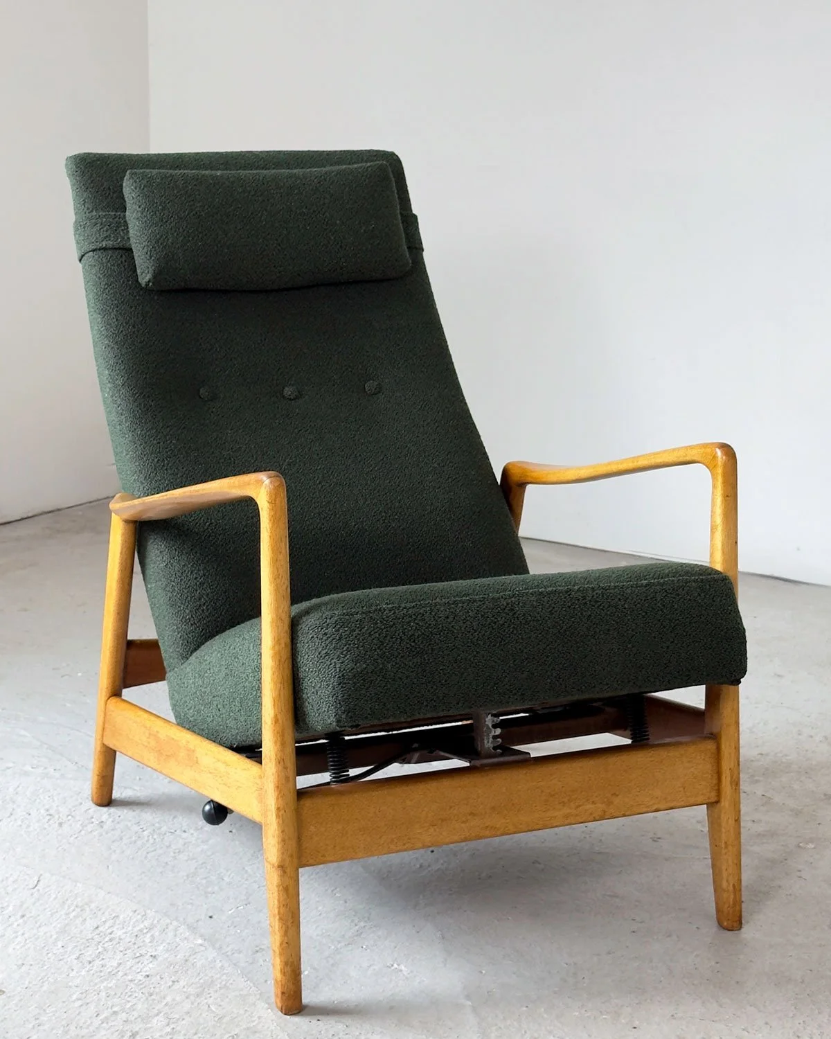 Model 829 Reclining Rocking Chair (chosen by Gio Ponti) by Arnestad Bruk for Cassina, 1960 - Department