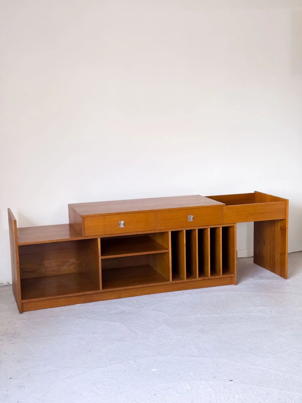 Swedish-Teak-Media-Unit-1960s,-chrome-handles-10.jpg