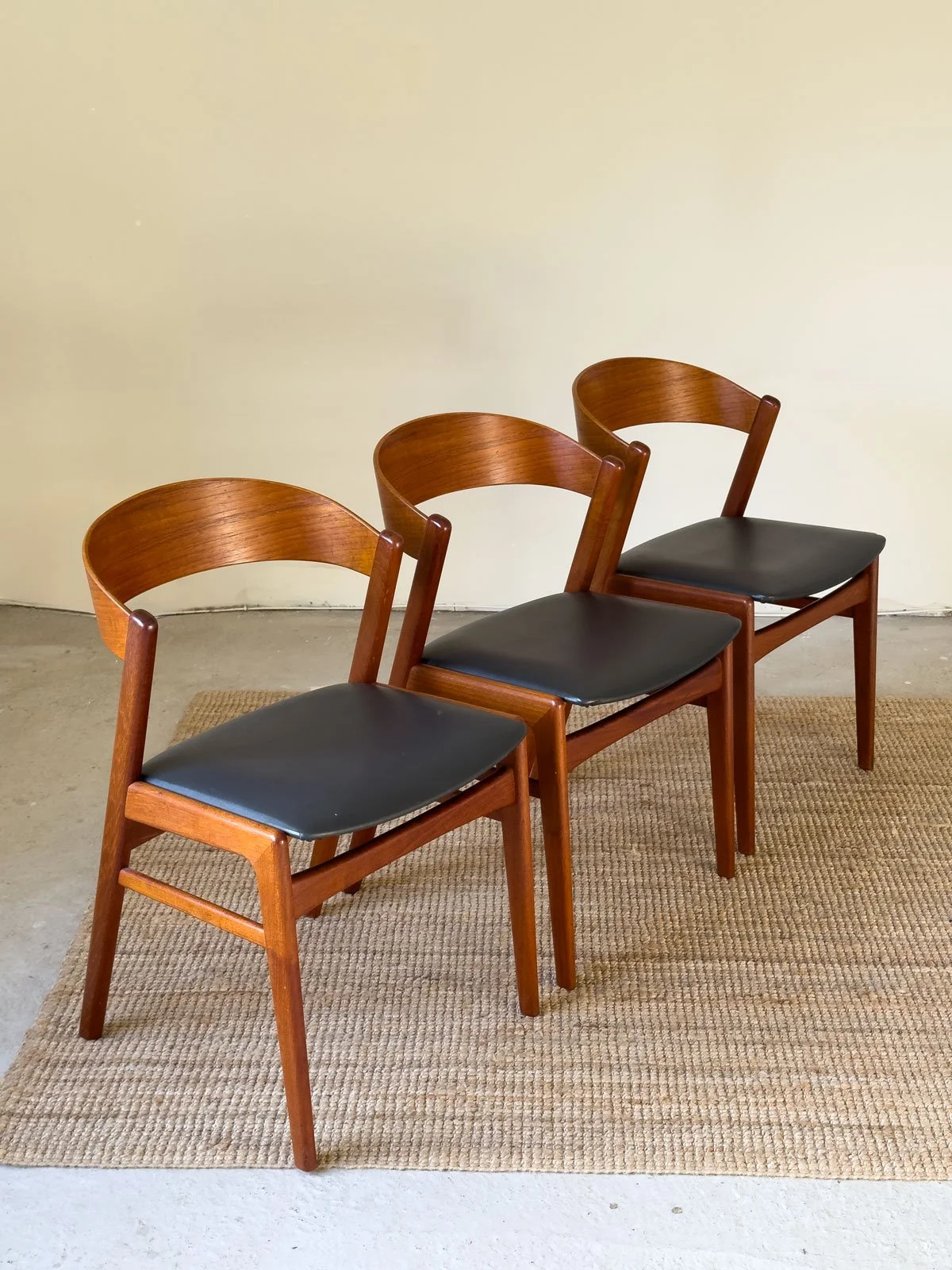 Erik-Kirkegaard-for-Hong-Stole-6-teak-dining-chairs-14.jpg