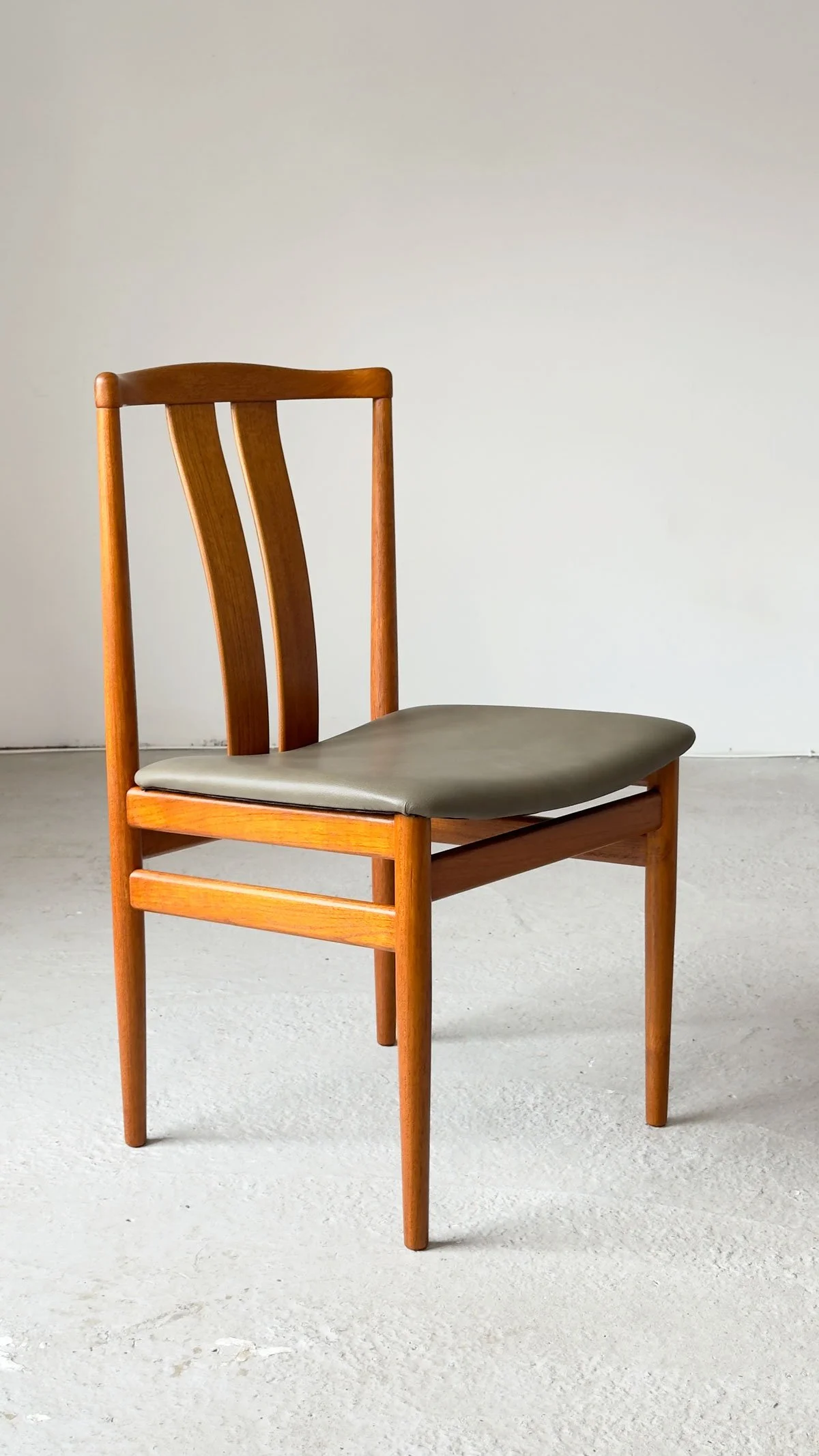 Henning Sørensen for Vamdrup Teak Dining Chair, Denmark, 1960s - Department