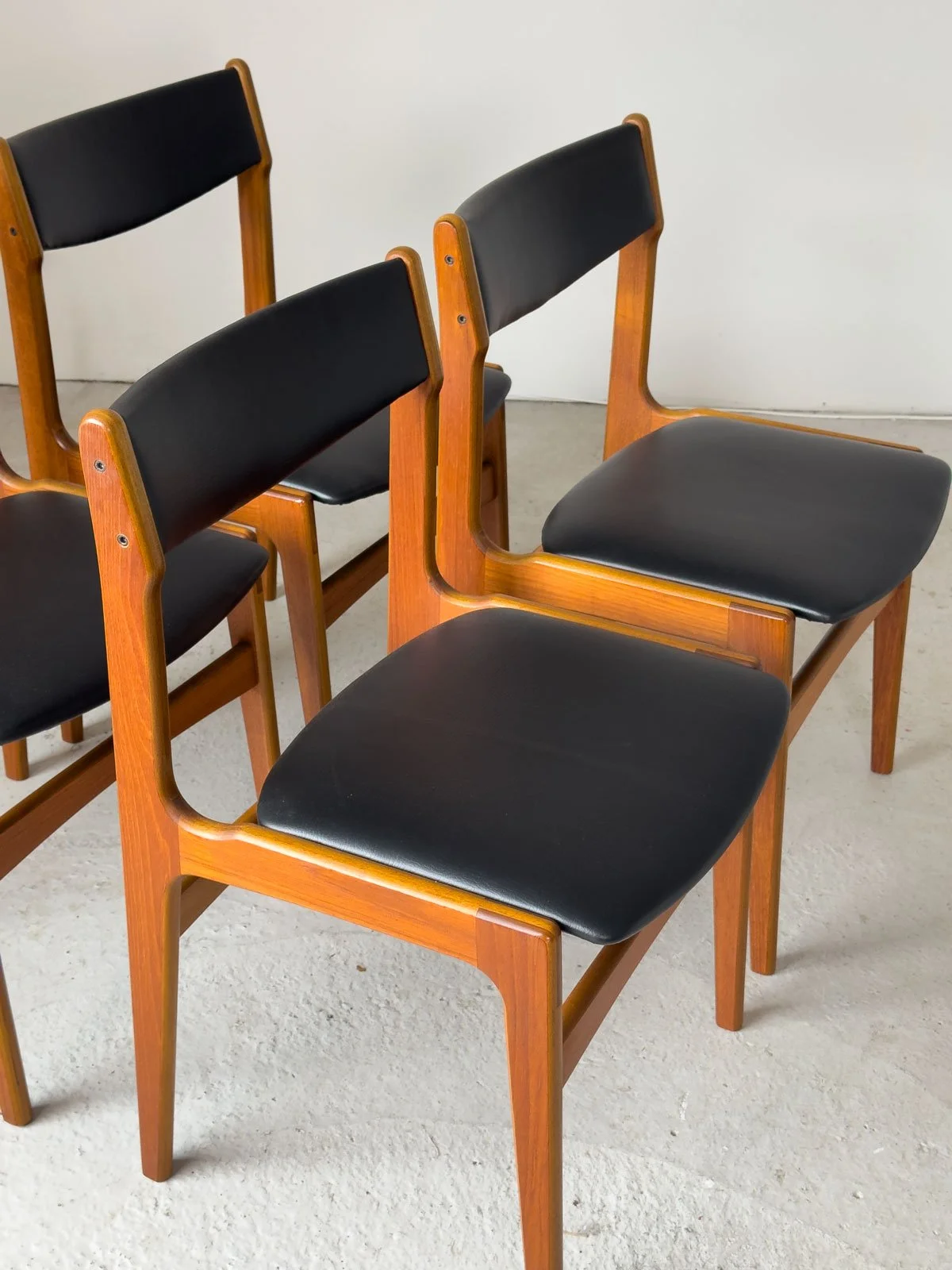 Set of Four Teak Dining Chairs by Erik Buch for Oddense Maskinsnedkeri, Denmark, 1960s - Department