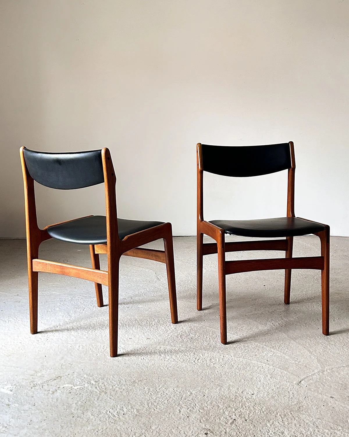 Set of 6 Teak Dining Chairs by Erik Buch for Oddense Maskinsnedkeri / O.D. Møbler, Denmark, 1960s - Department