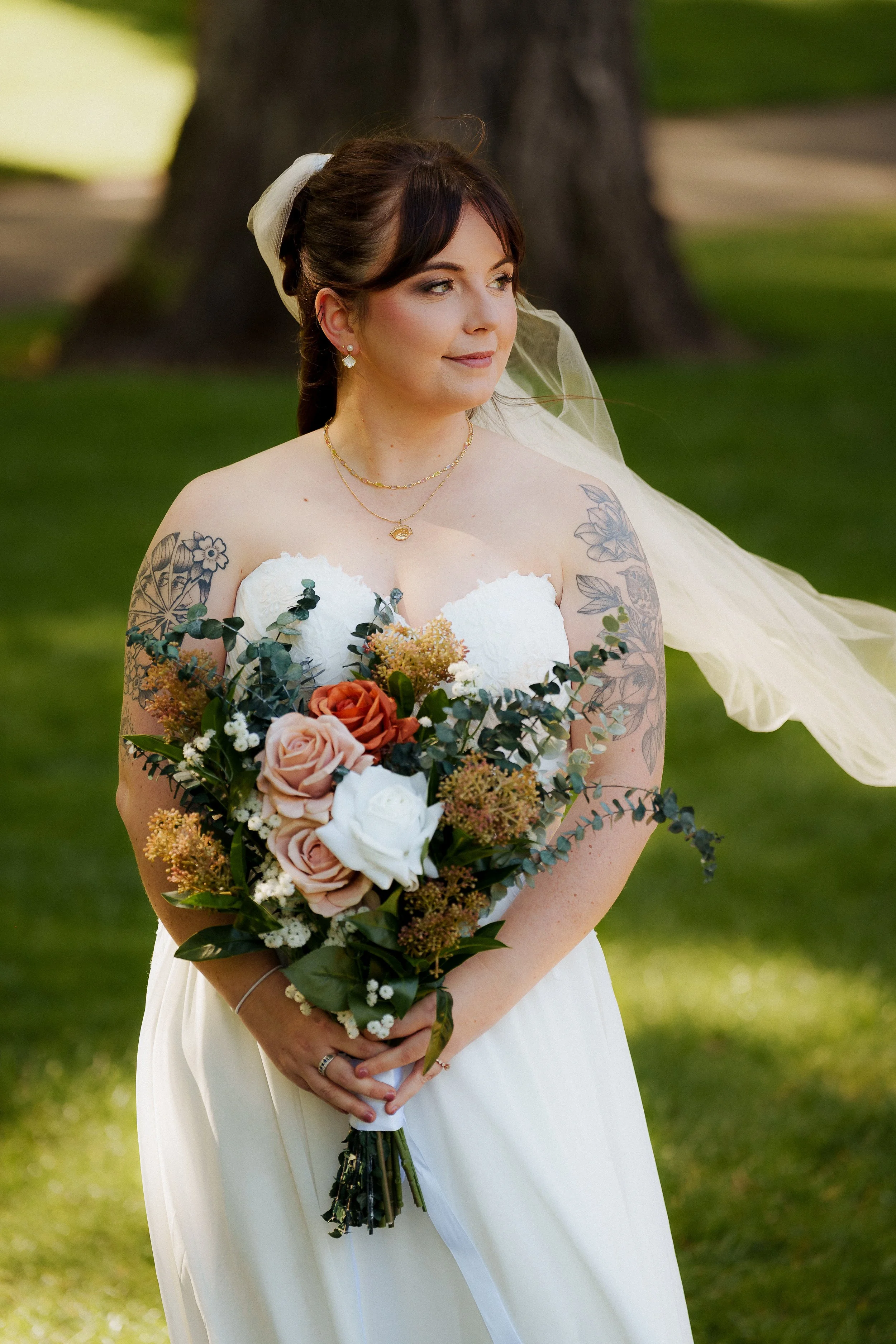 Grace_&_Max-Fitzroy_Gardens_Sneak_Peek-1005.jpg