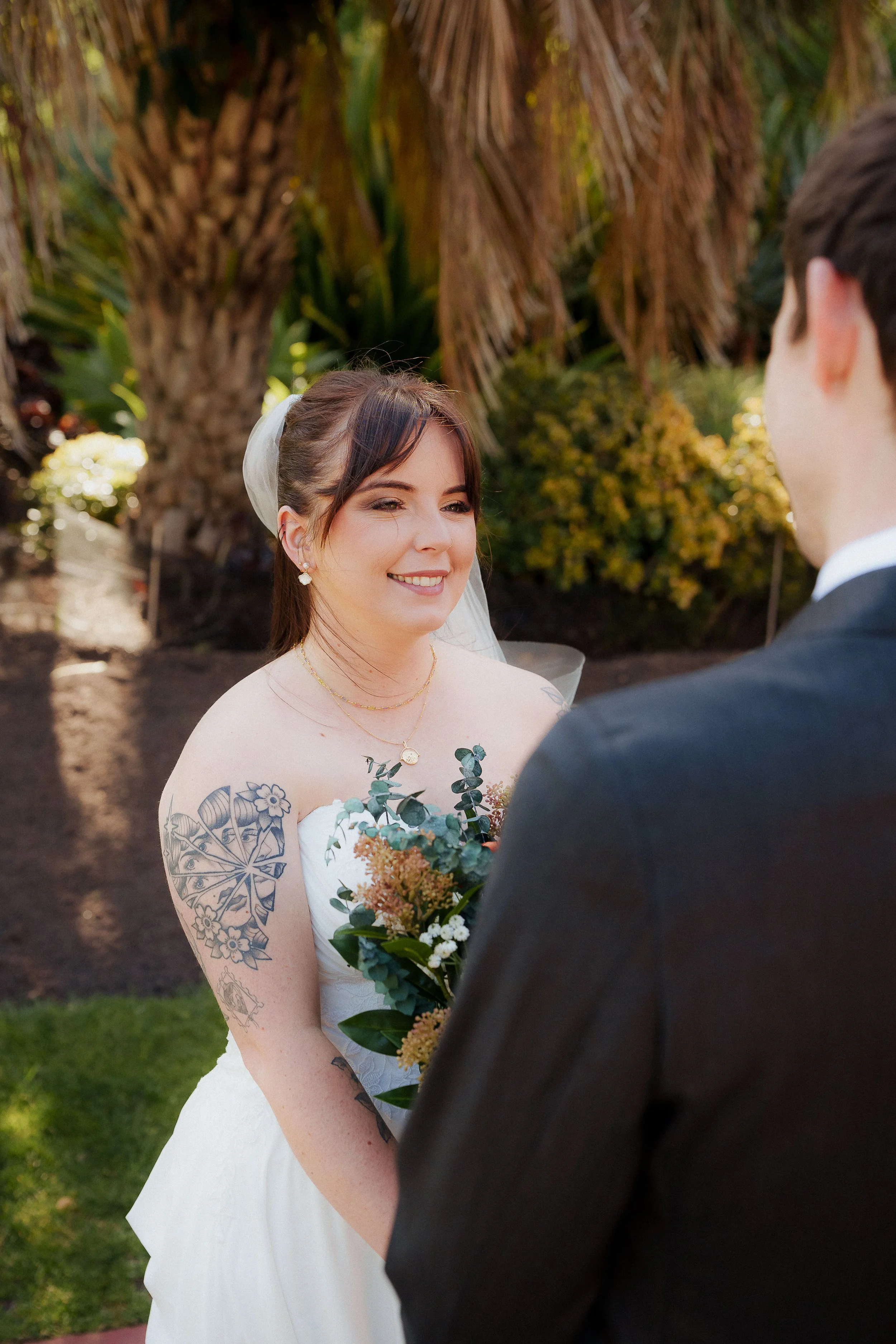 Grace_&_Max-Fitzroy_Gardens_Sneak_Peek-1008.jpg