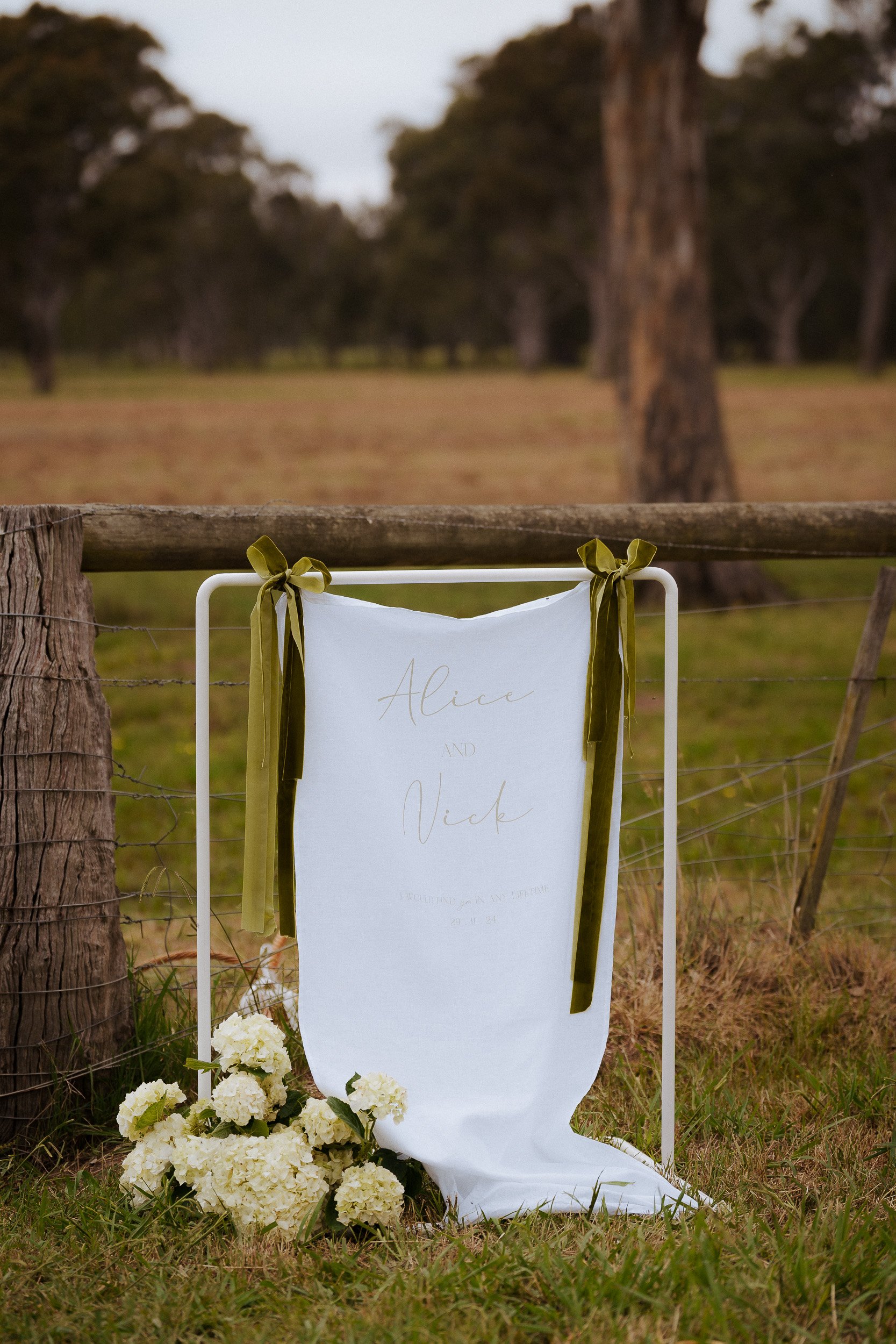 Gippsland-Wedding-Photographer_Alice_&_Nick-1030.jpg