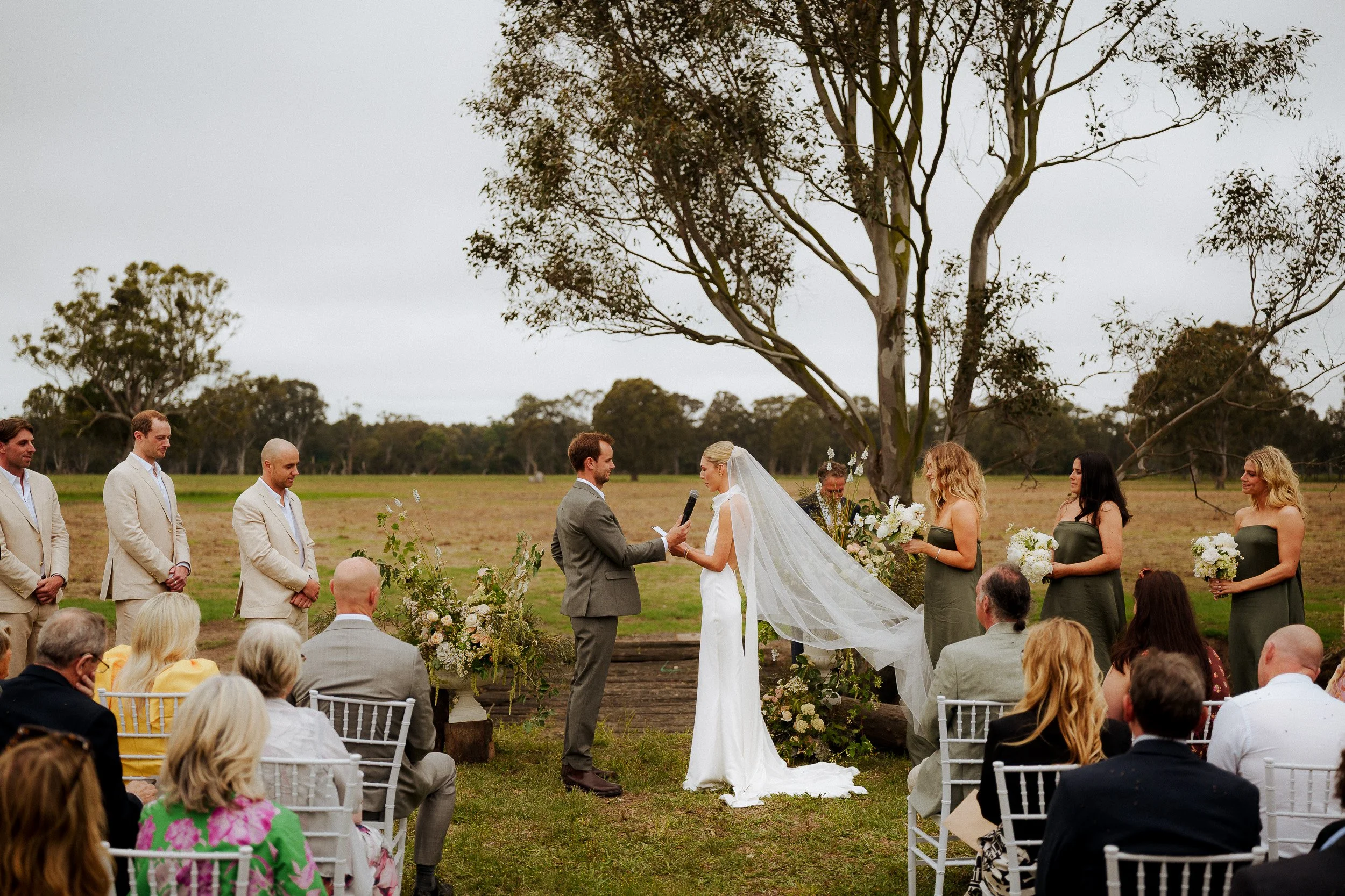 Gippsland-Wedding-Photographer_Alice_&_Nick-1045.jpg