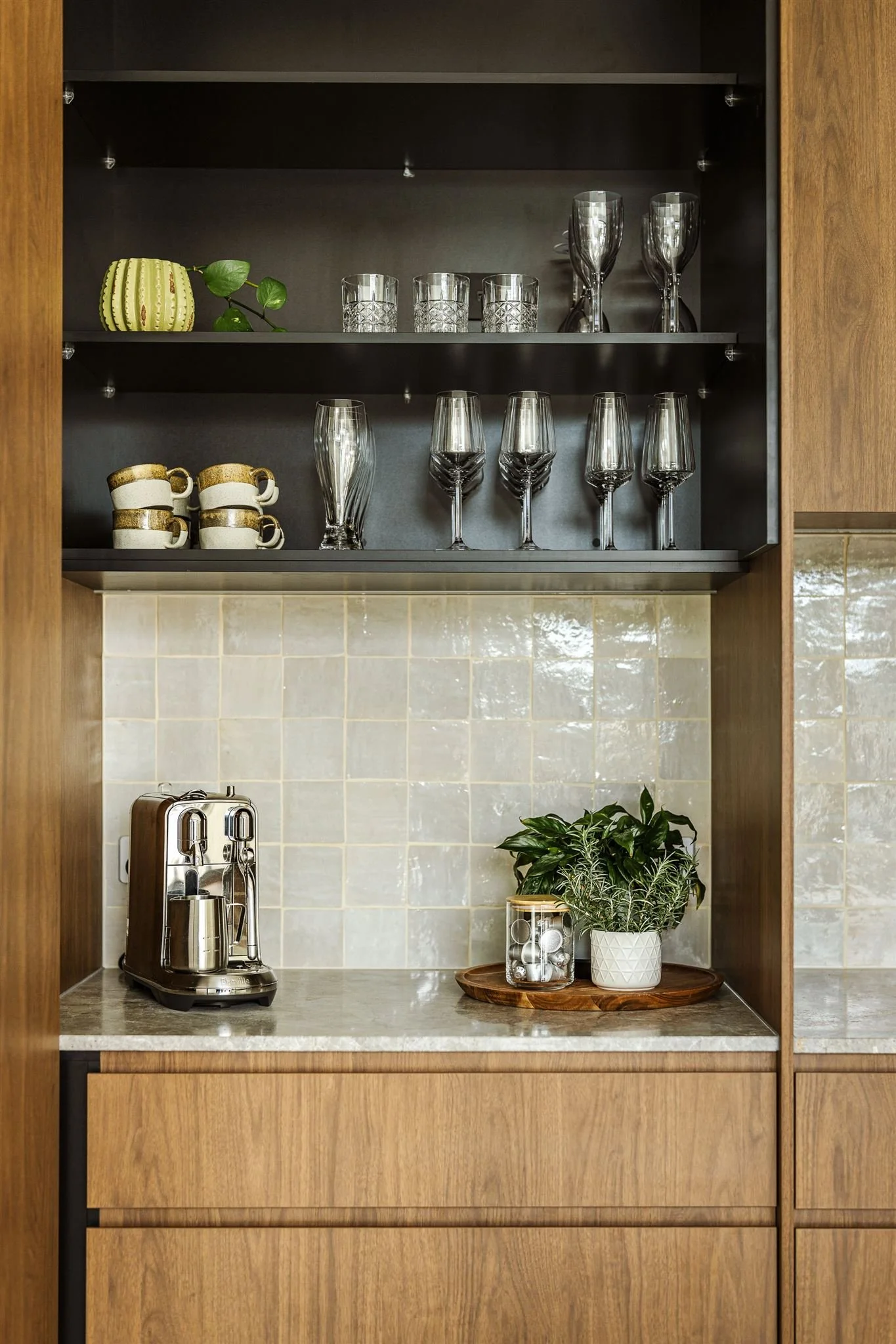 Orari_Designs_Cowes_AirBnb-1007_websize.jpg