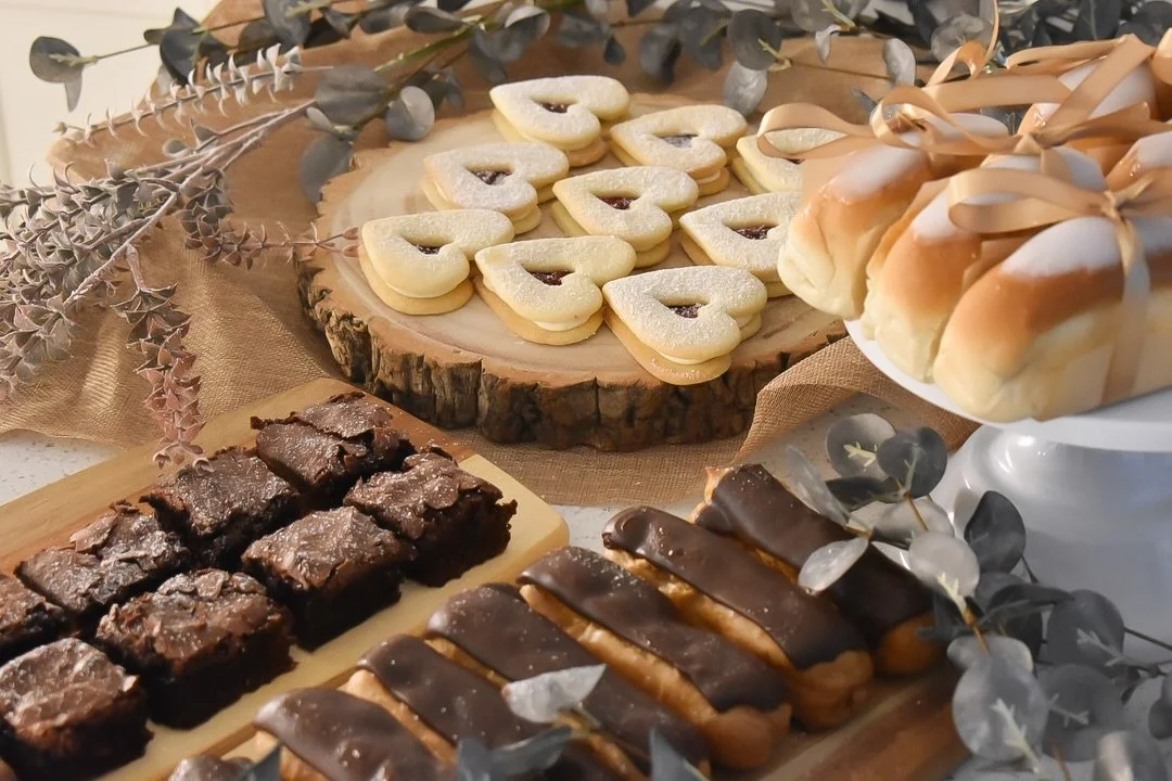 🤍 Luxury Dessert Table Inspiration for Modern Wedding Celebrations

A beautifully curated dessert table can elevate your reception instantly - offering your guests an elegant, indulgent experience that complements the rest of your day.

This bespoke