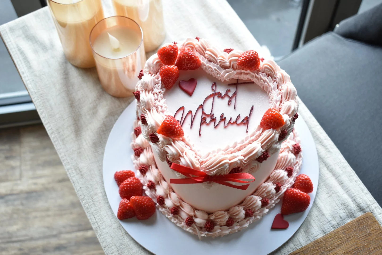 Heart-shaped elopement wedding cake in Devon and Cornwall