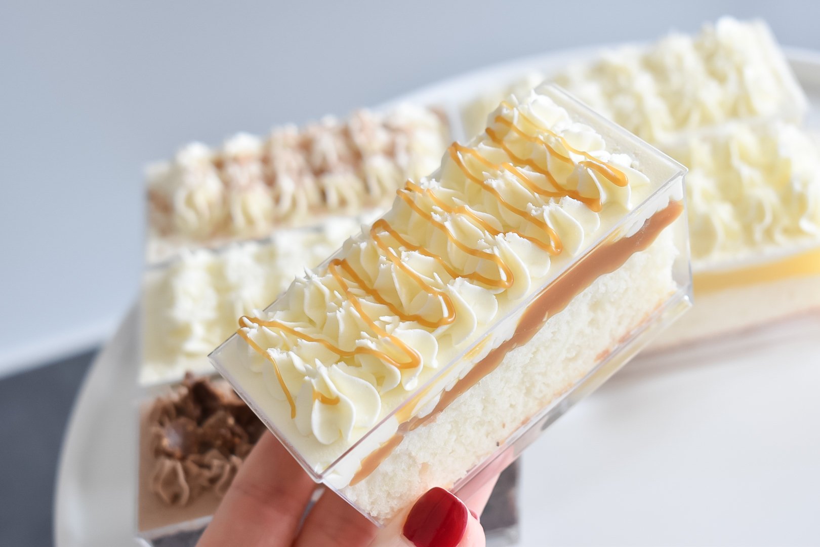 Top 5 Luxury Wedding Cake Flavours in Devon and Cornwall.