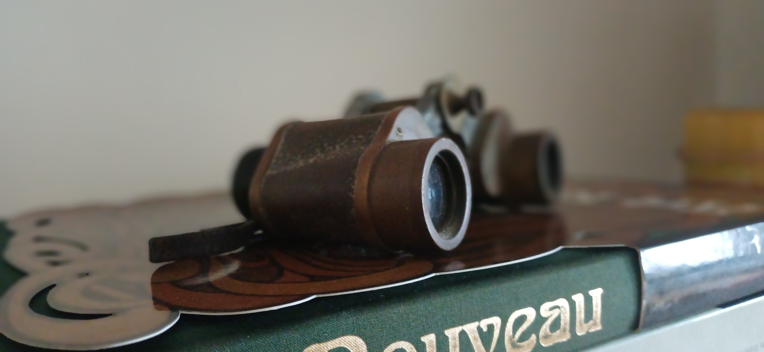 O charme intemporal das peças vintage na decoração