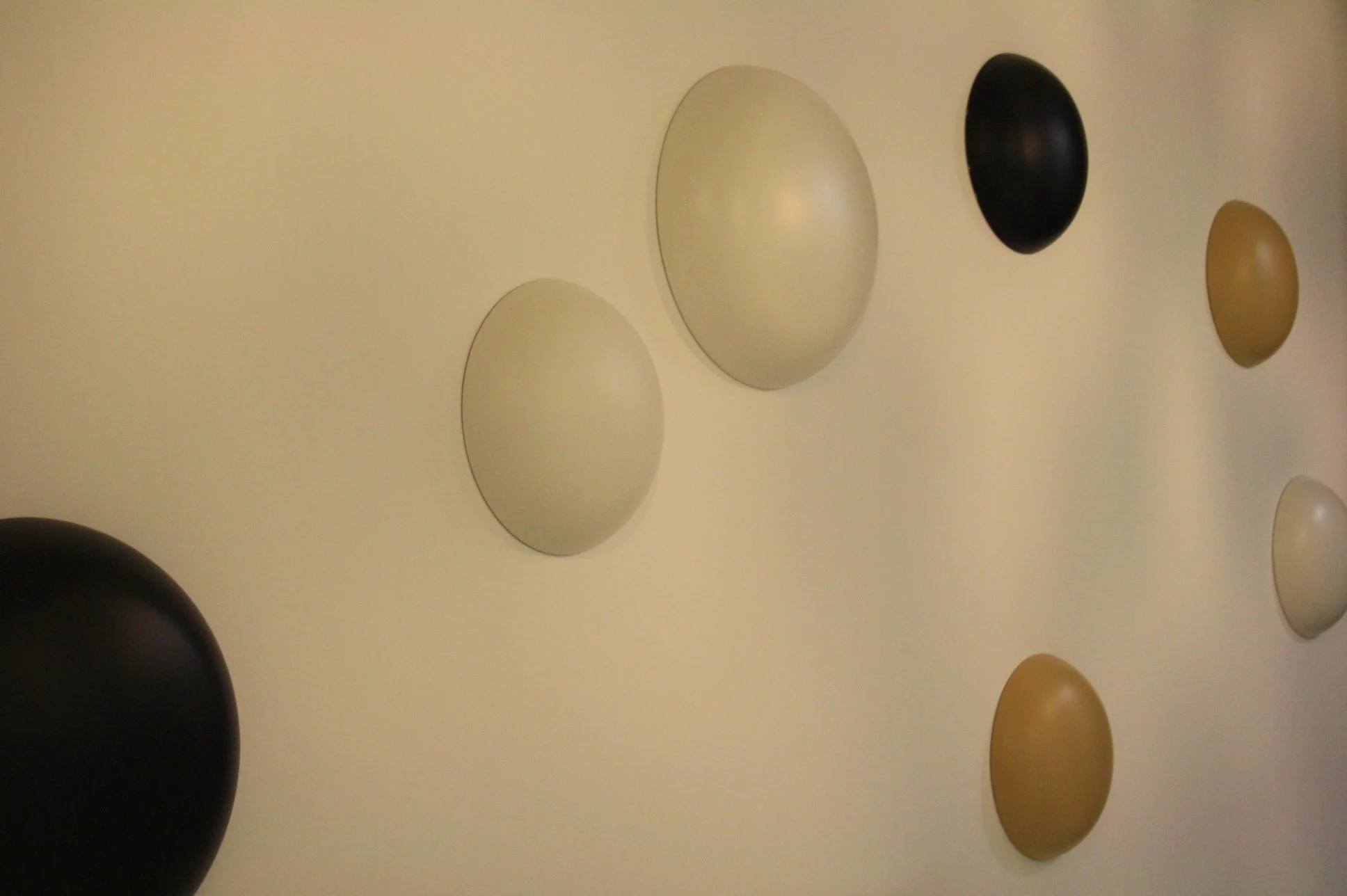 Decoração de parede de copa com Bolon