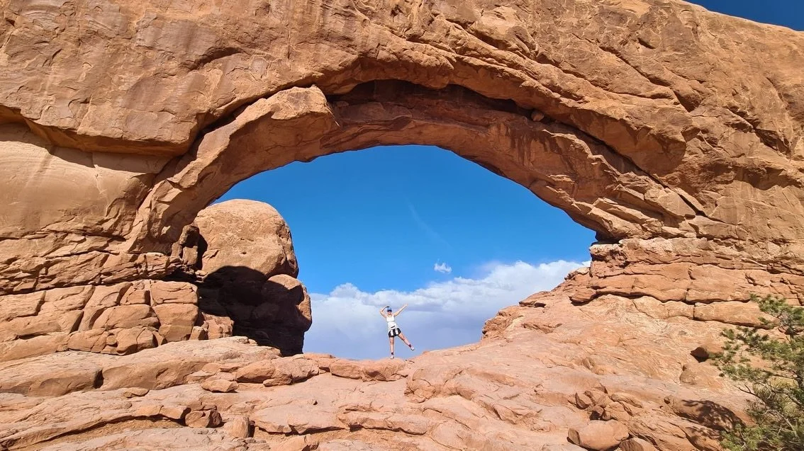 lovely landscapes

#brycecanyonnationalpark #archesnationalpark #yellowstone #sideways #hiking