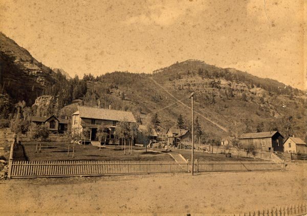 2004-01-030 Andrus Home c. 1890s.jpg