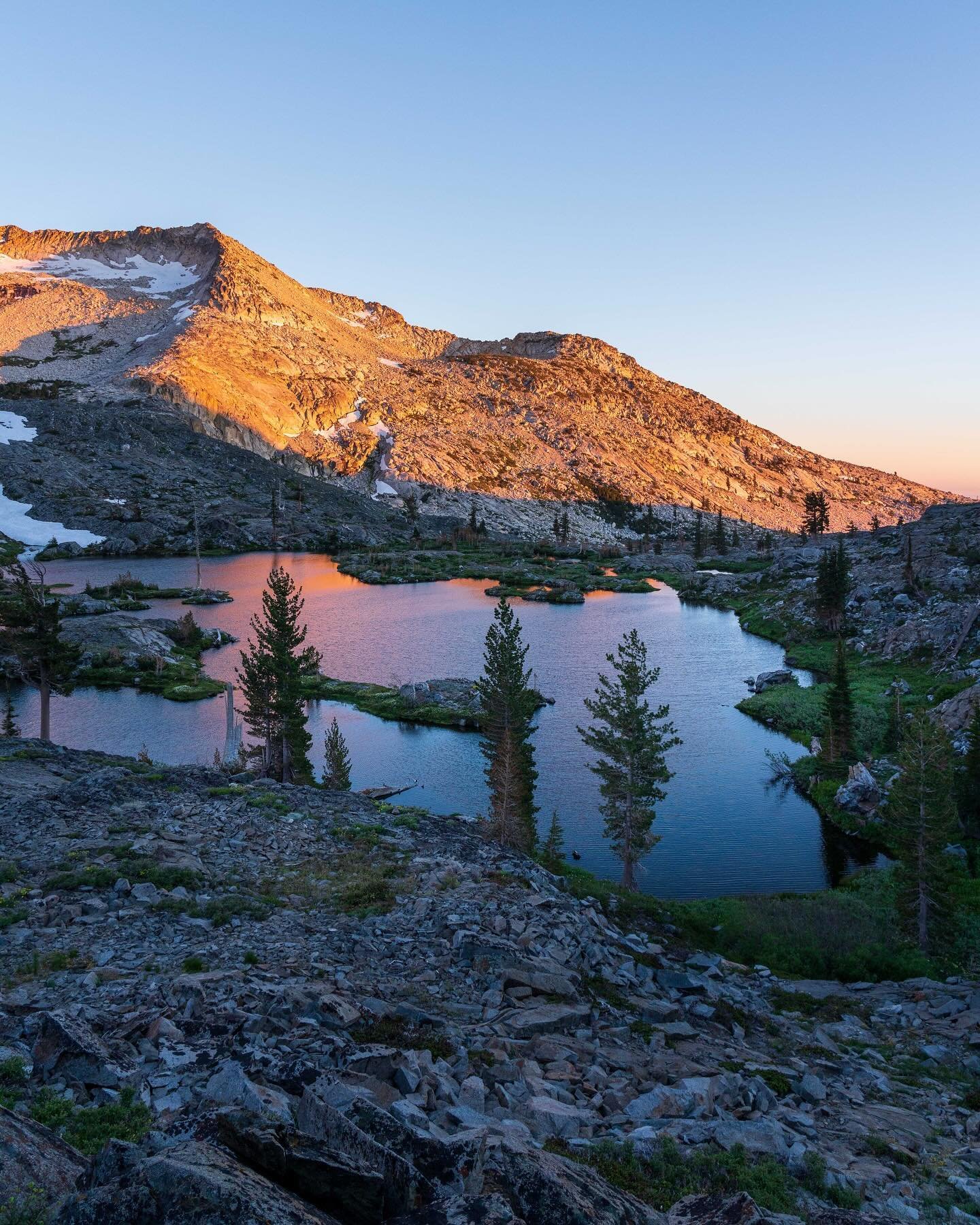 What&rsquo;s one of the best non-national park wilderness areas in Northern California? 🤔⬇️

Desolation Wilderness near South Lake Tahoe!

Desolation is&hellip; not very desolate. It&rsquo;s an incredibly popular backpacking area with a strict daily