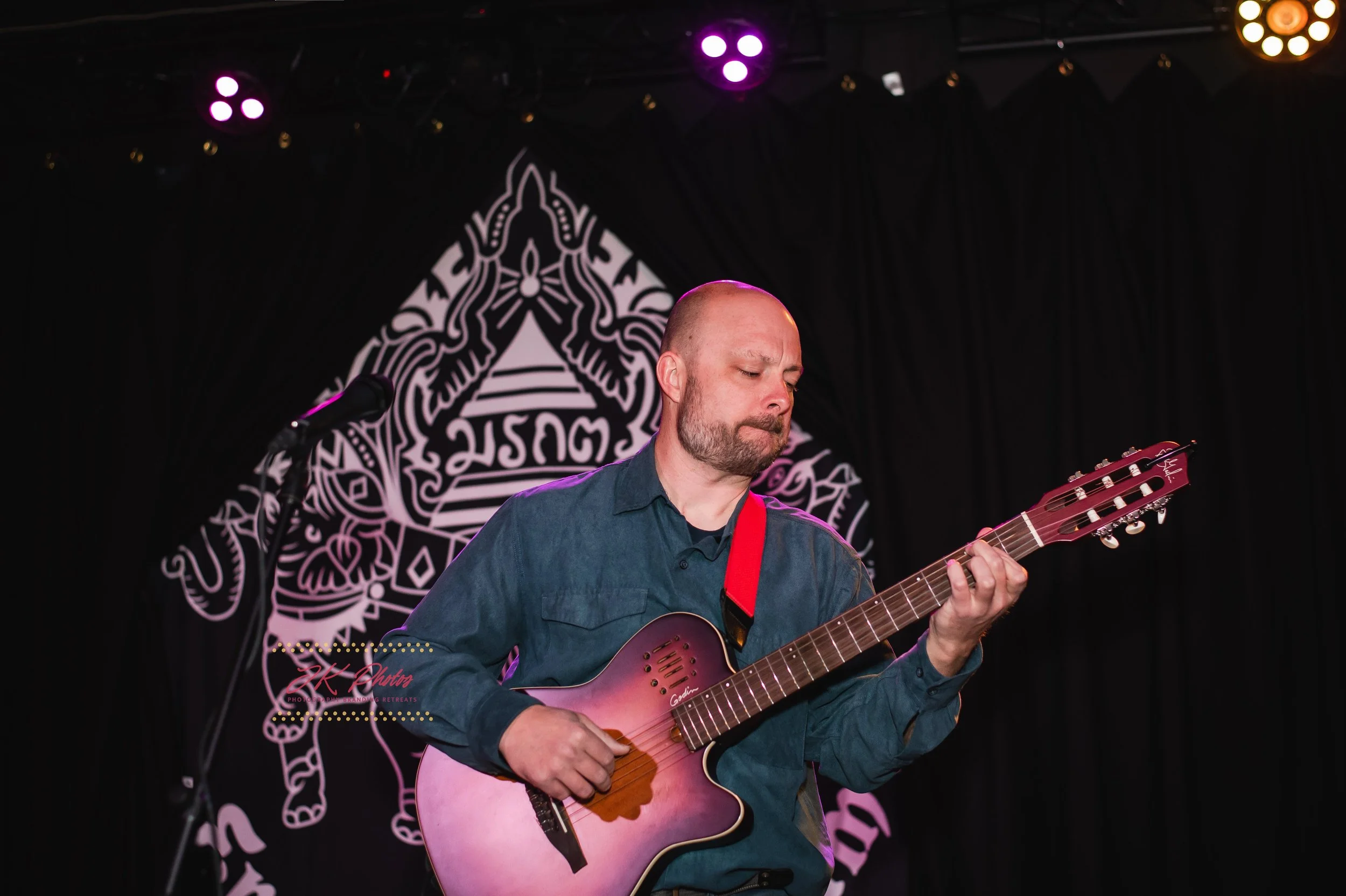 2023 Mike Guitar 9.jpg