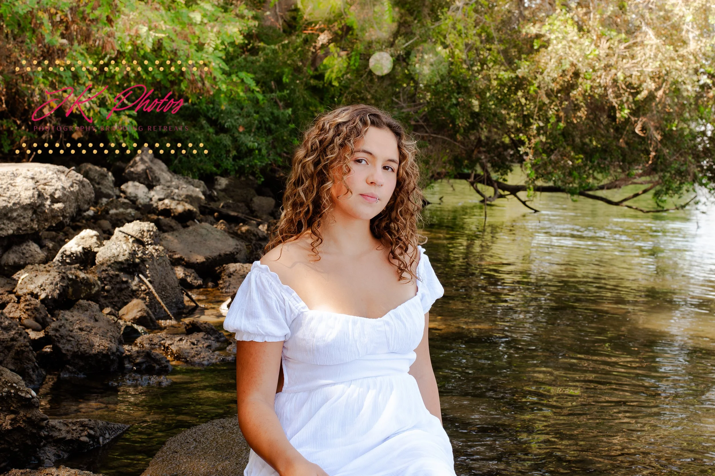 2023.08 Senior Sophia-16.jpg