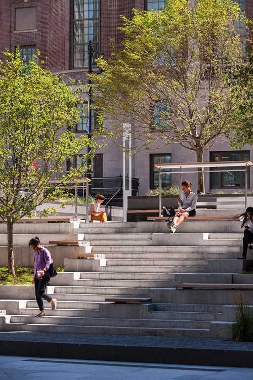 Roemer-Plaza_Suffolk-University-Landscape_0399-cpp-4203_KMDG.jpg