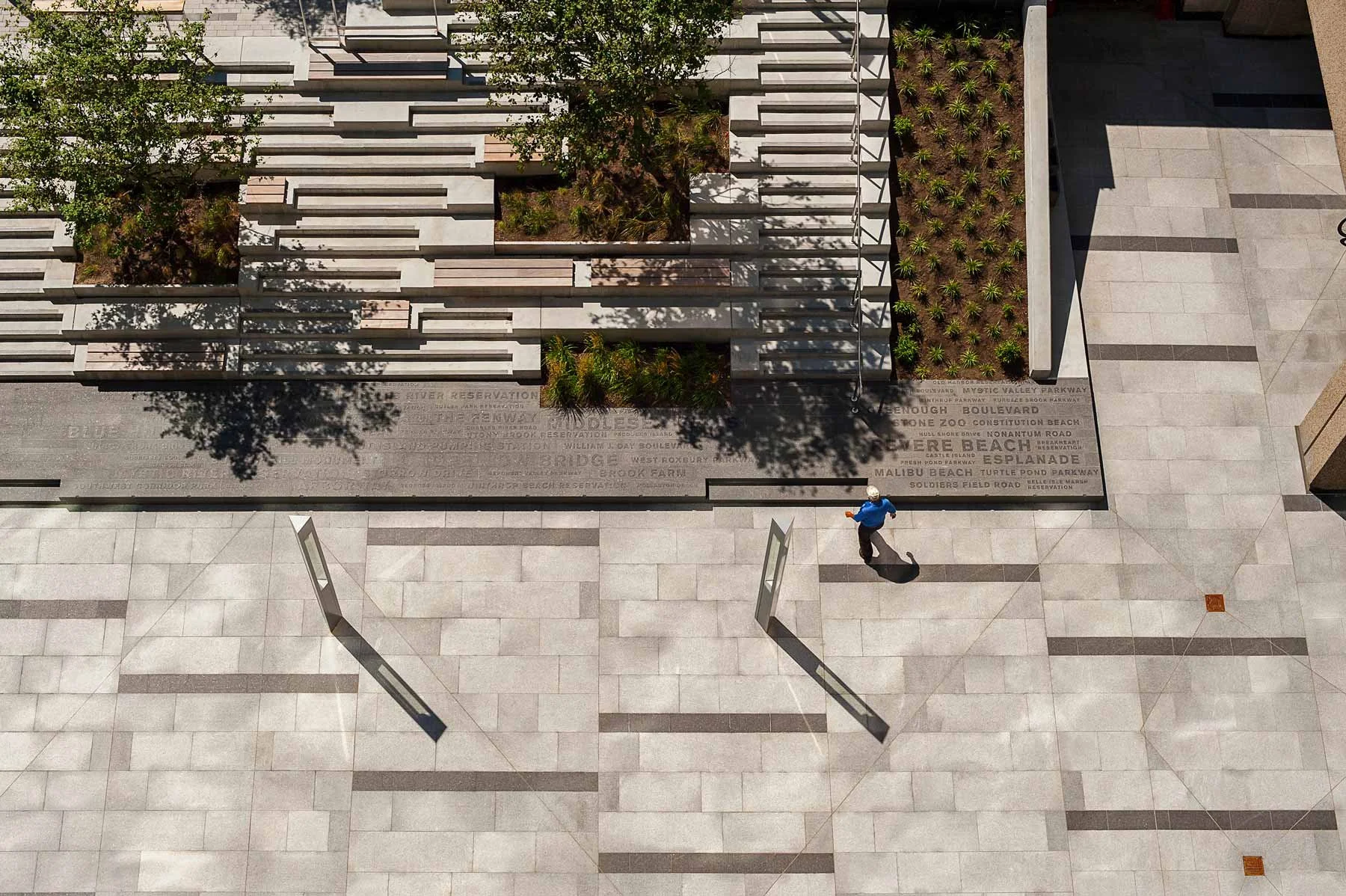 Roemer Plaza featured on Landezine 