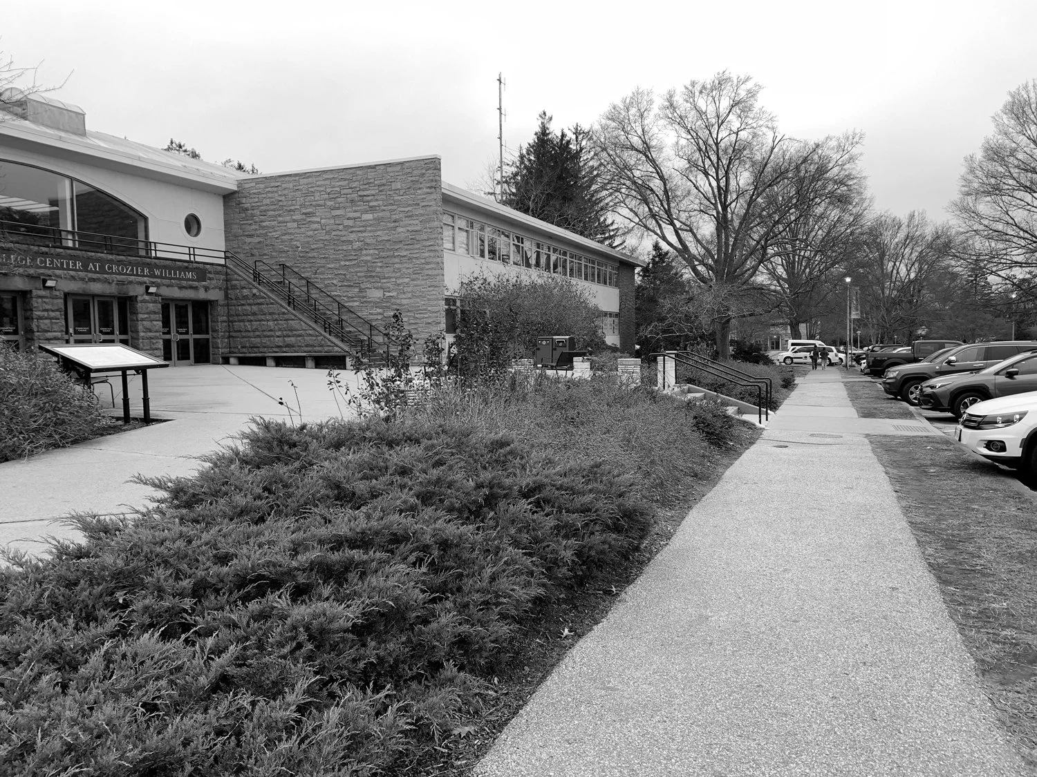ConnCollege_CroBoulevard_existing_BW_1500w.jpg