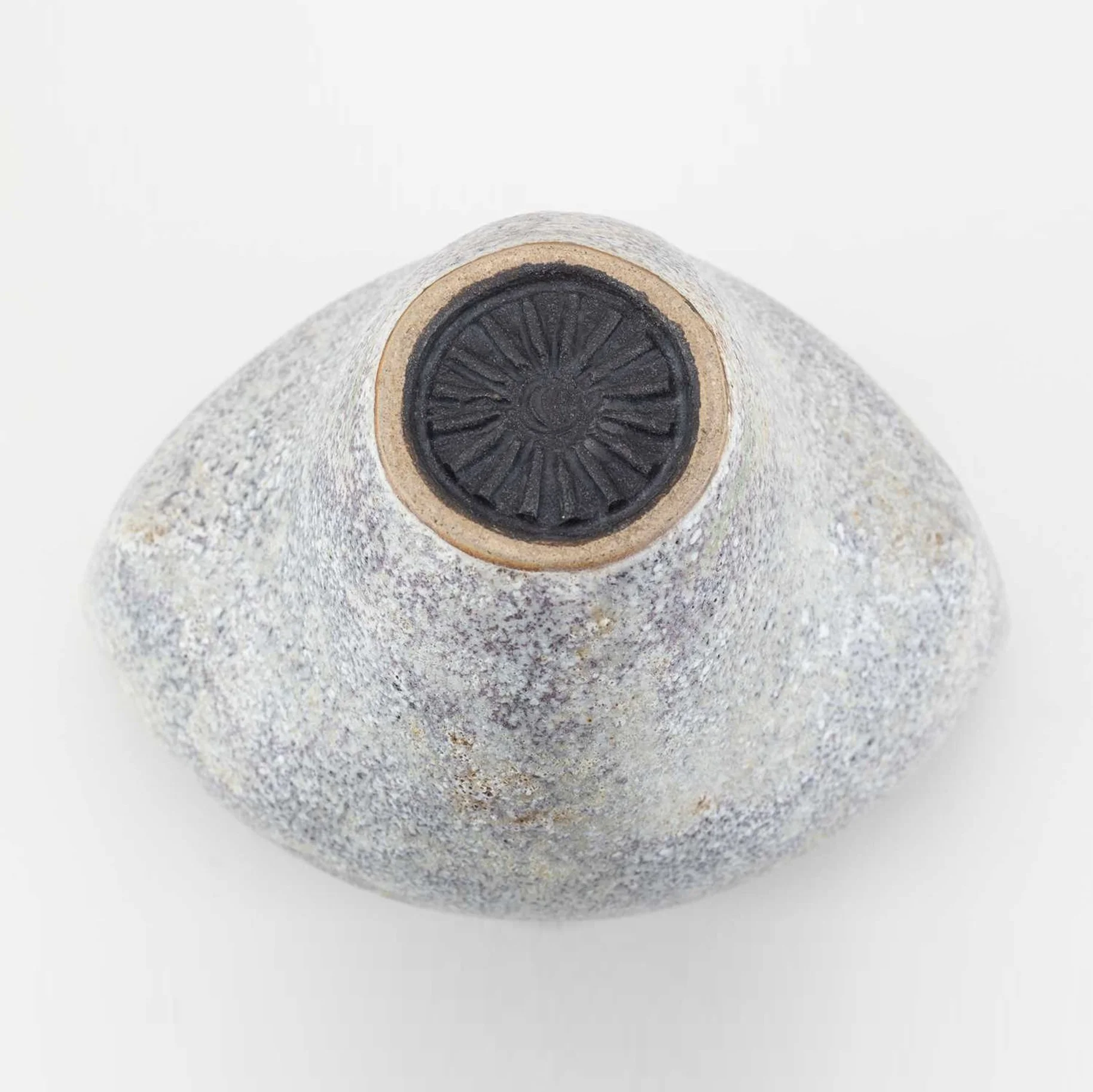 CHRIS CARTER (born 1945); a cloven stoneware bowl_6 bottom.jpg