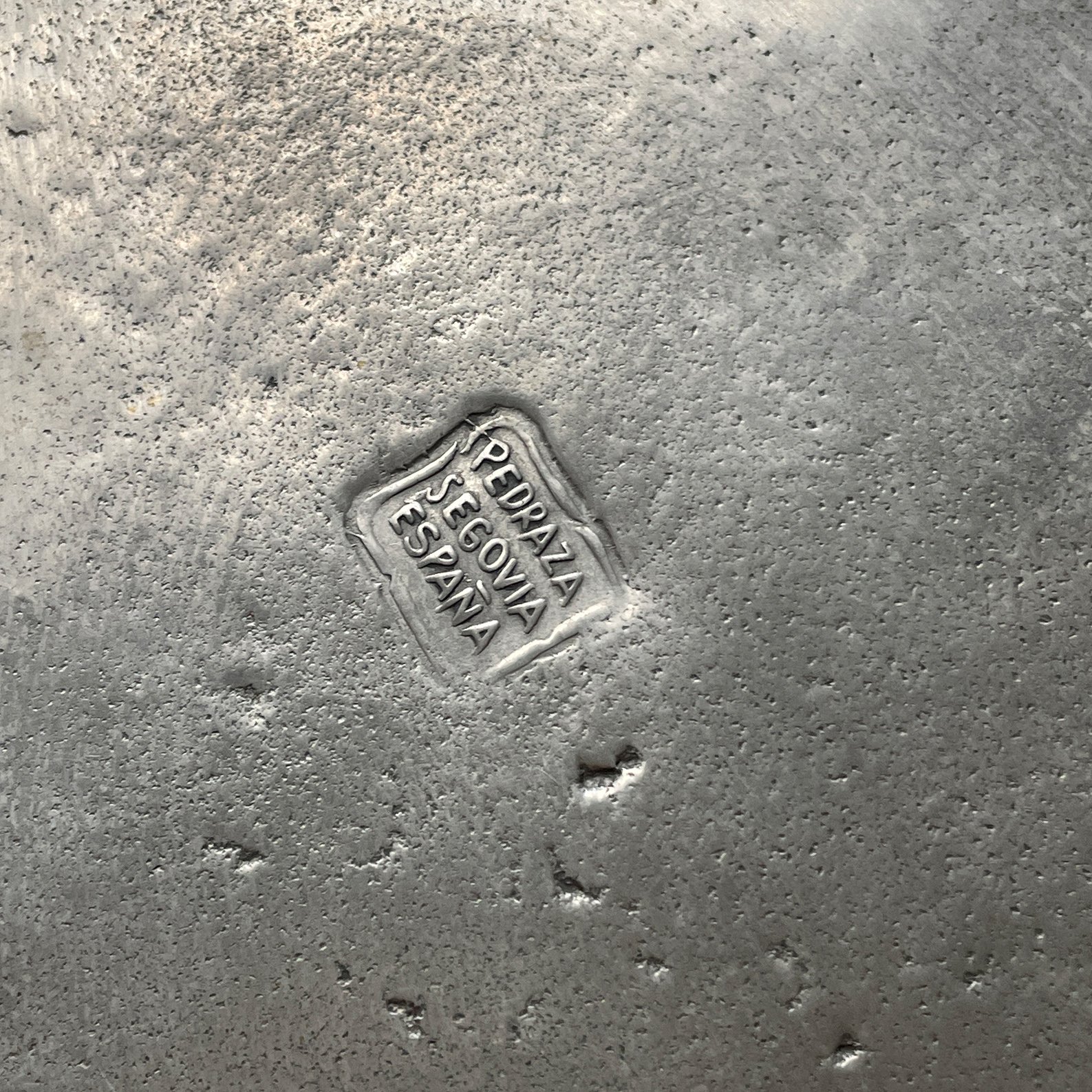 Spanish pewter bowl 8.jpg
