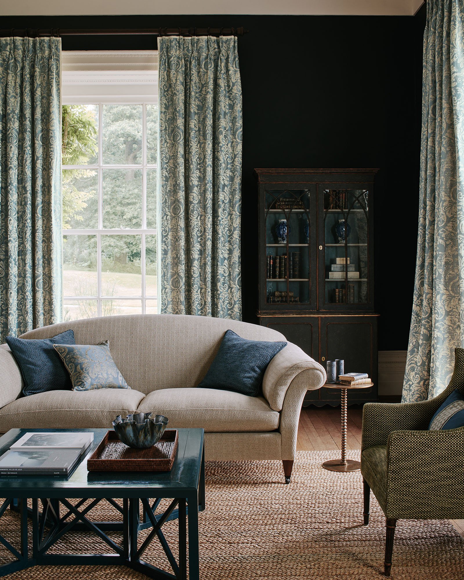 Colefax&Fower 2023 | Styling Alyce Taylor Studio | Photography Christopher Horwood