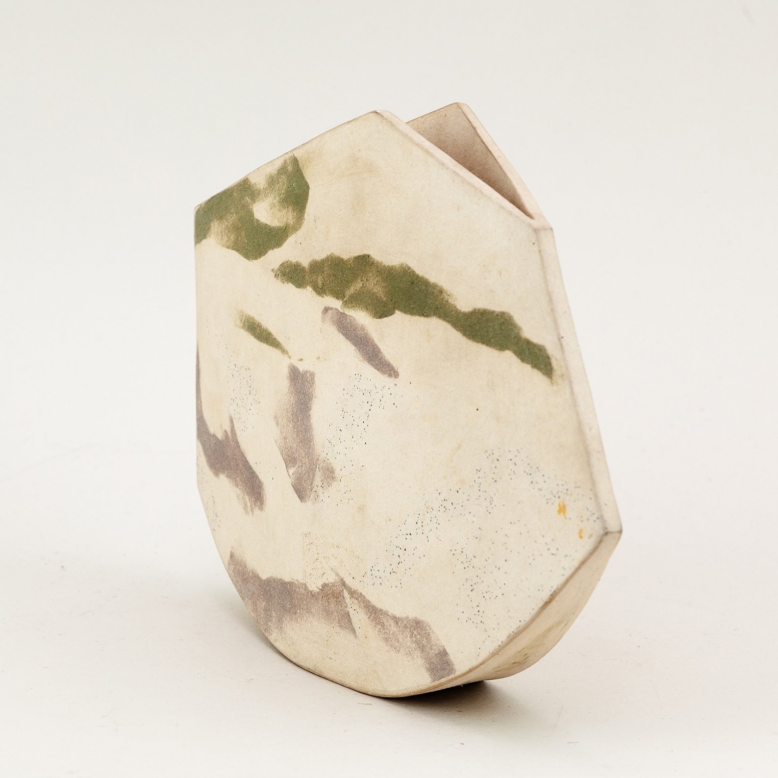 VAL BARRY (1937-2018)_an angular stoneware_1_4.jpg