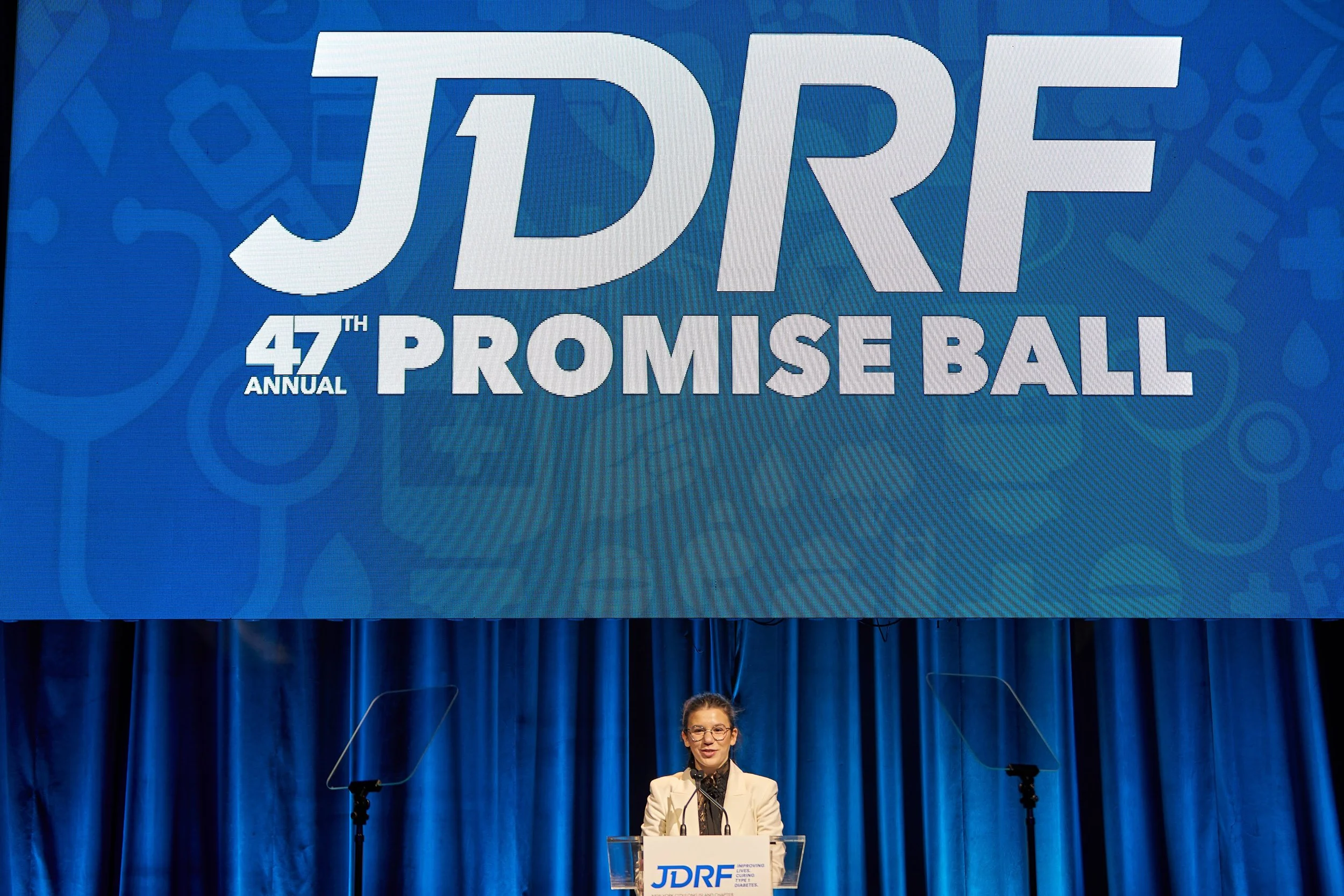 2019_11_13_Geller_JDRF_Gala_069.jpg