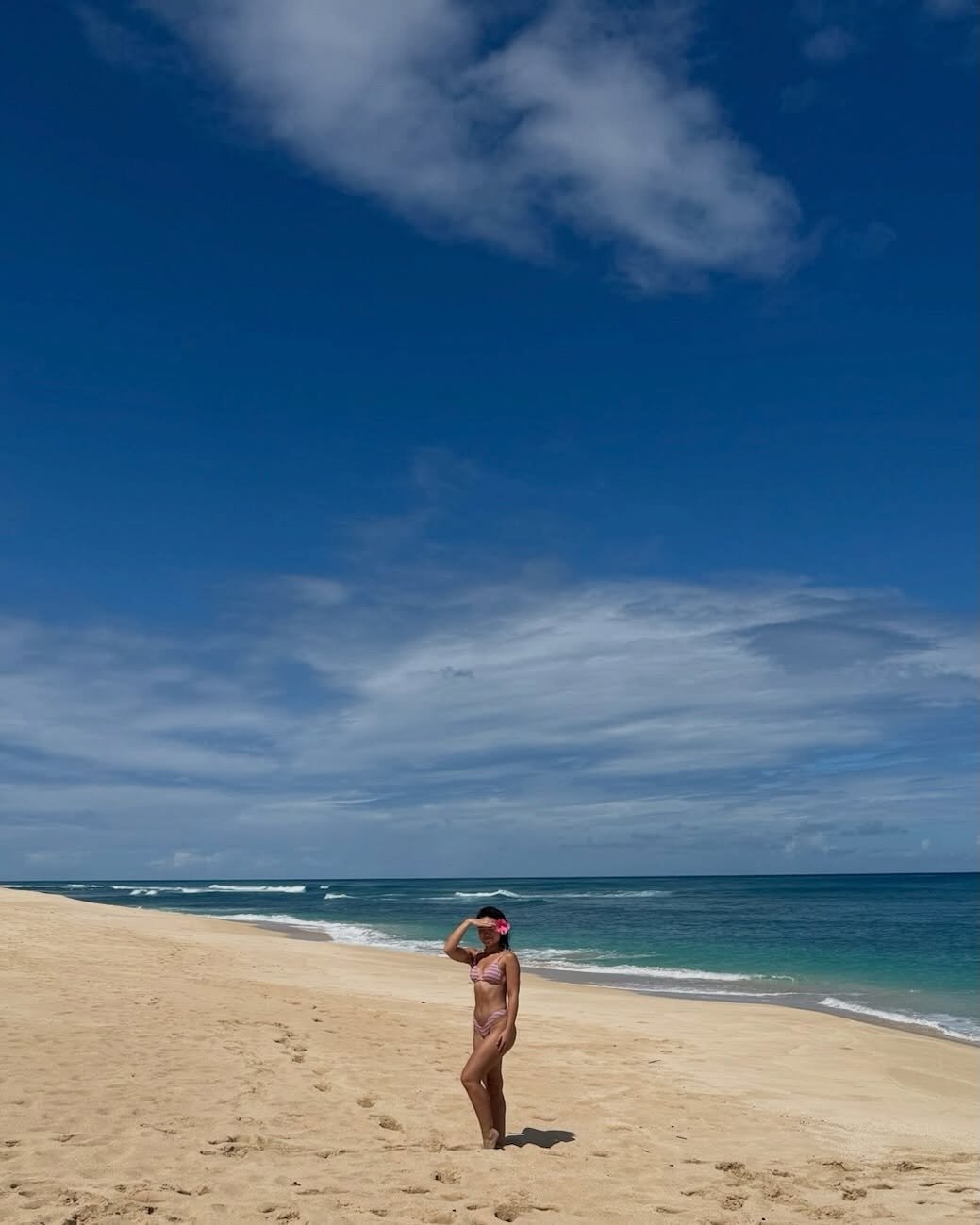 spotted a wild wahine in her natural habitat 🌺🥾🏔️🌊