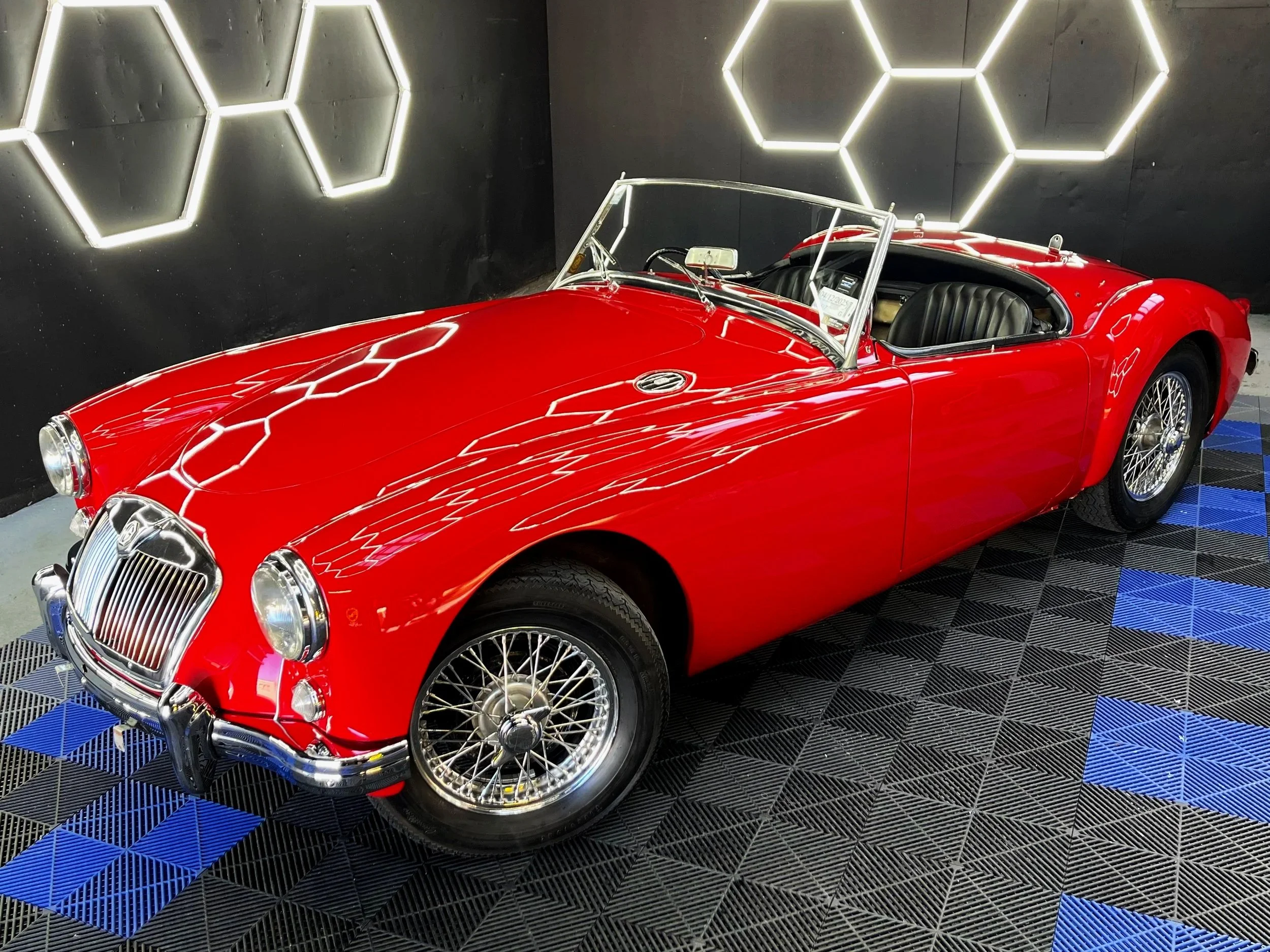 Duraseal, Ceramic Coatings, Fehnlab Ceramics, Ceramic Pro, Sleek Car Detailing, Dragon Detailing, Moonshine Detailing, Walkinshaw Wash n Wax, Car Wash, Chemical Guys, Autoglym, Cut & Polish, How To cut & Polish, Paint Correction, mobile car valet,