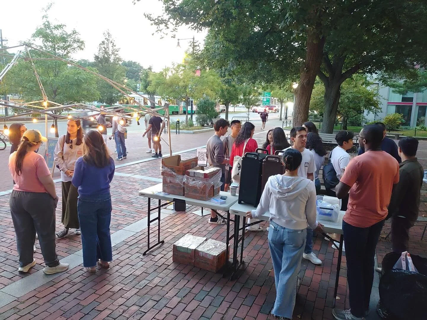 Lights, camera, RAMEN!
We love a good ol&rsquo; pop up! It was lovely meeting those who stopped by!!