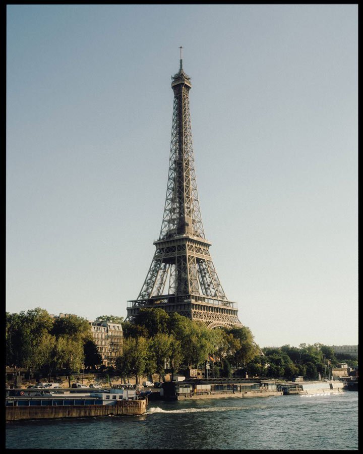 tour Eiffel - LAROUSSE