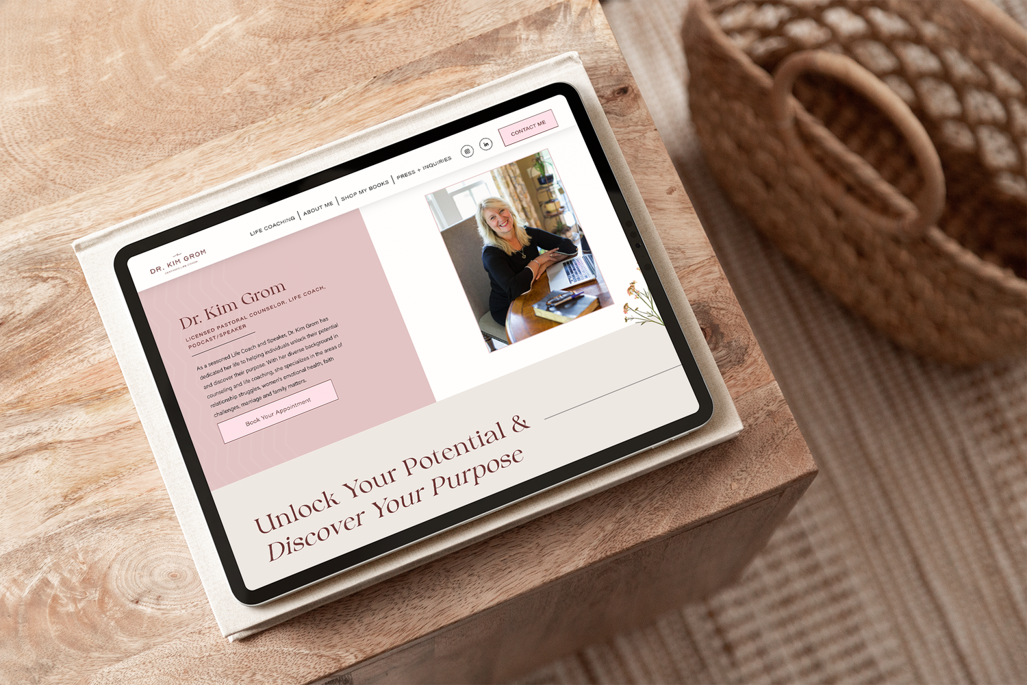 Dr. Kim Grom brand mockup