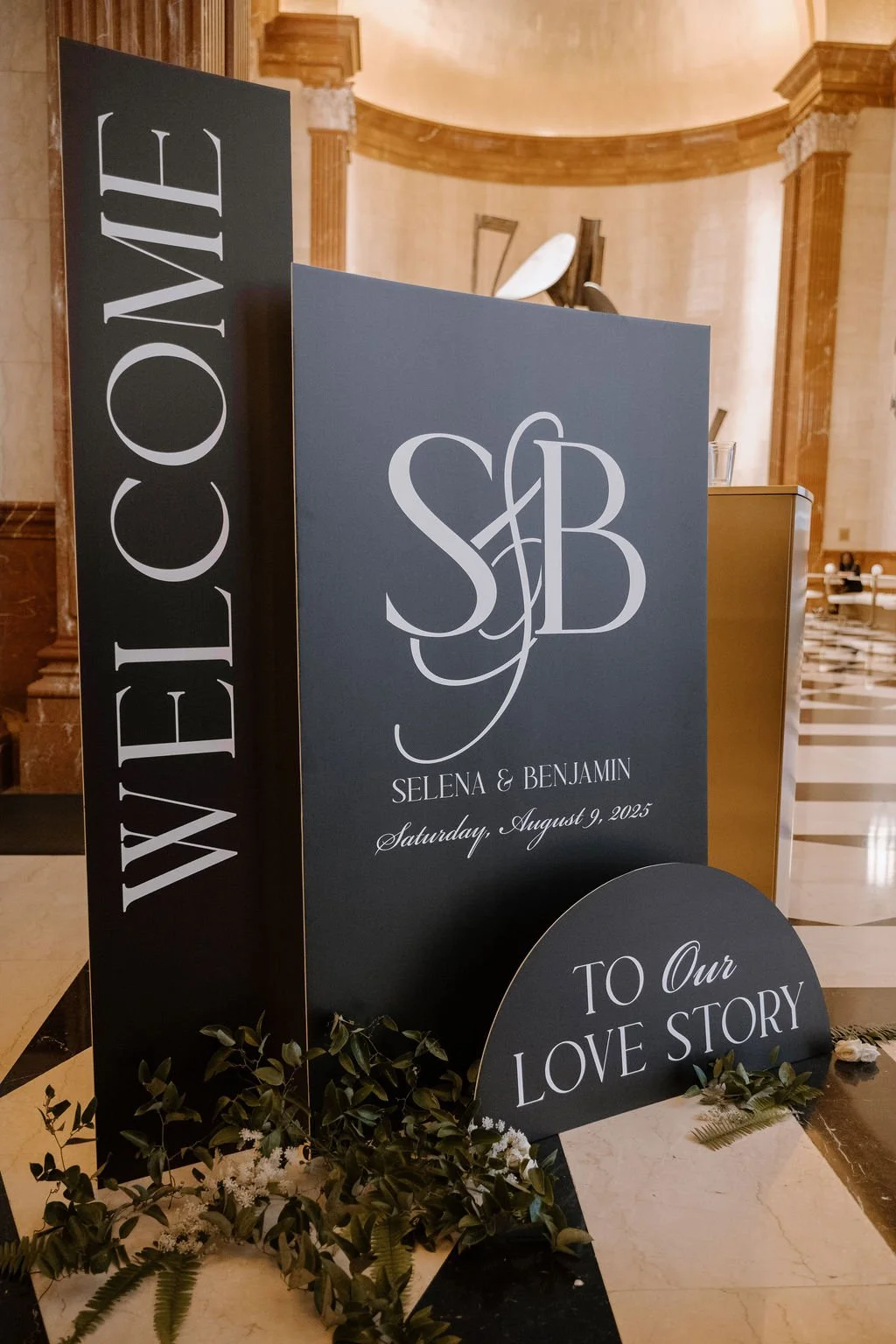 Partial wedding planning at The Library at 190 Lasalle in Chicago