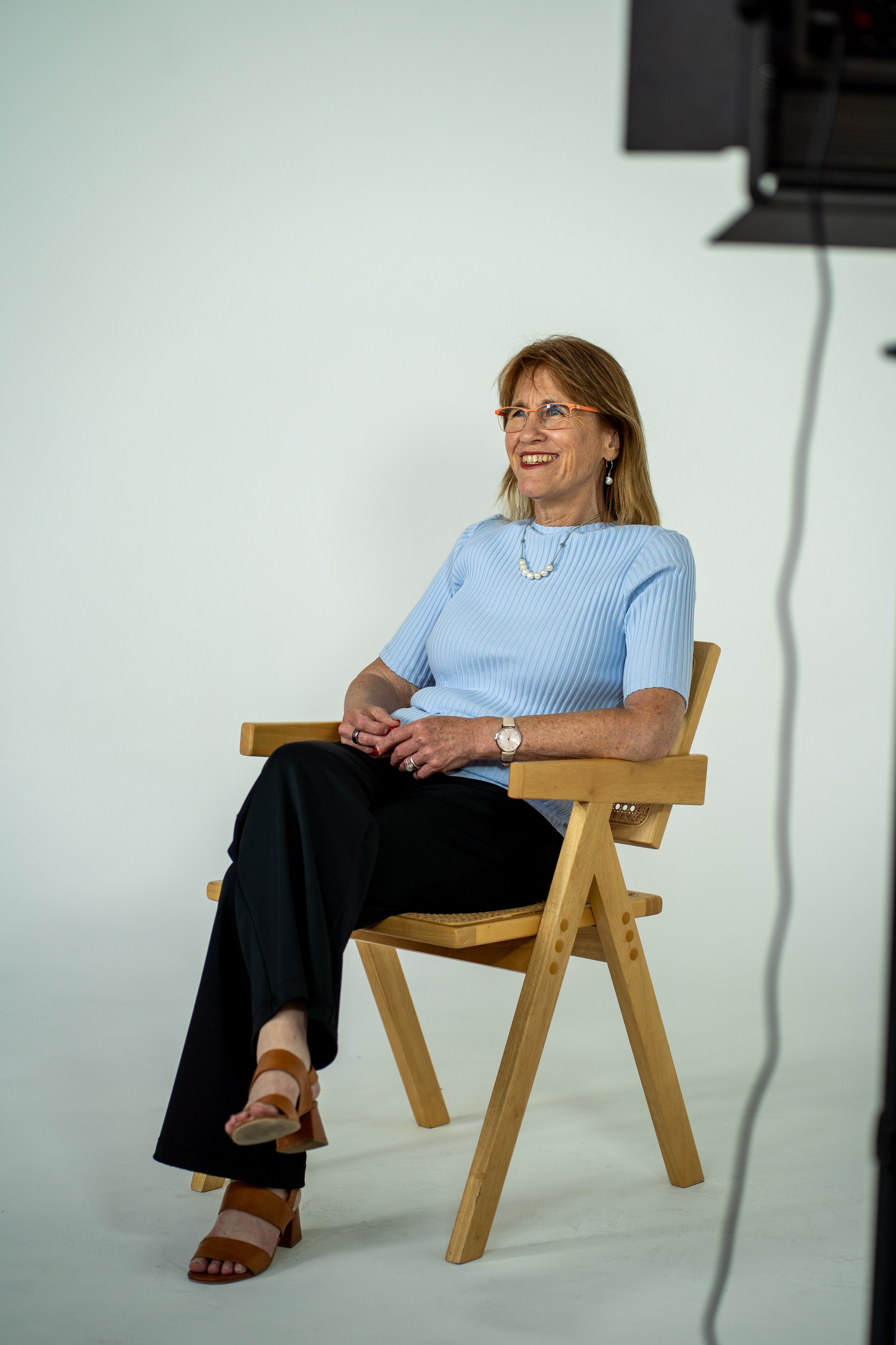 Kate Russell.jpg (Copy)