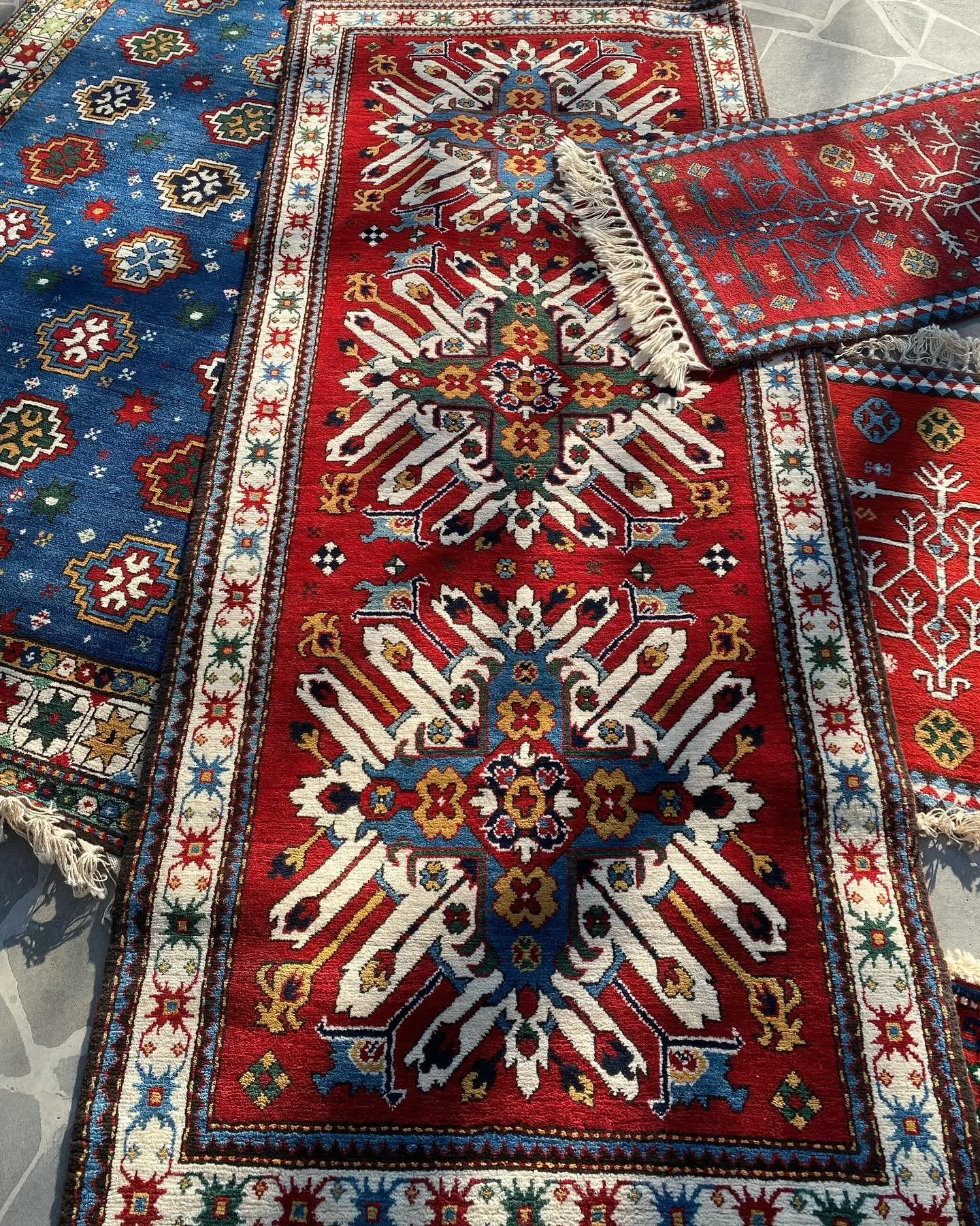 Zemfira&rsquo;s Chelaberd runner - great colours and soft handle, we are so pleased with how it has turned out. Waiting for its new owner to collect it next month ❤️
